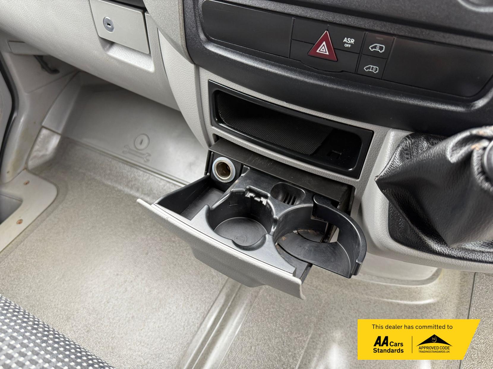 Mercedes-Benz Sprinter 2.1 Window Van (2007 - 2016)