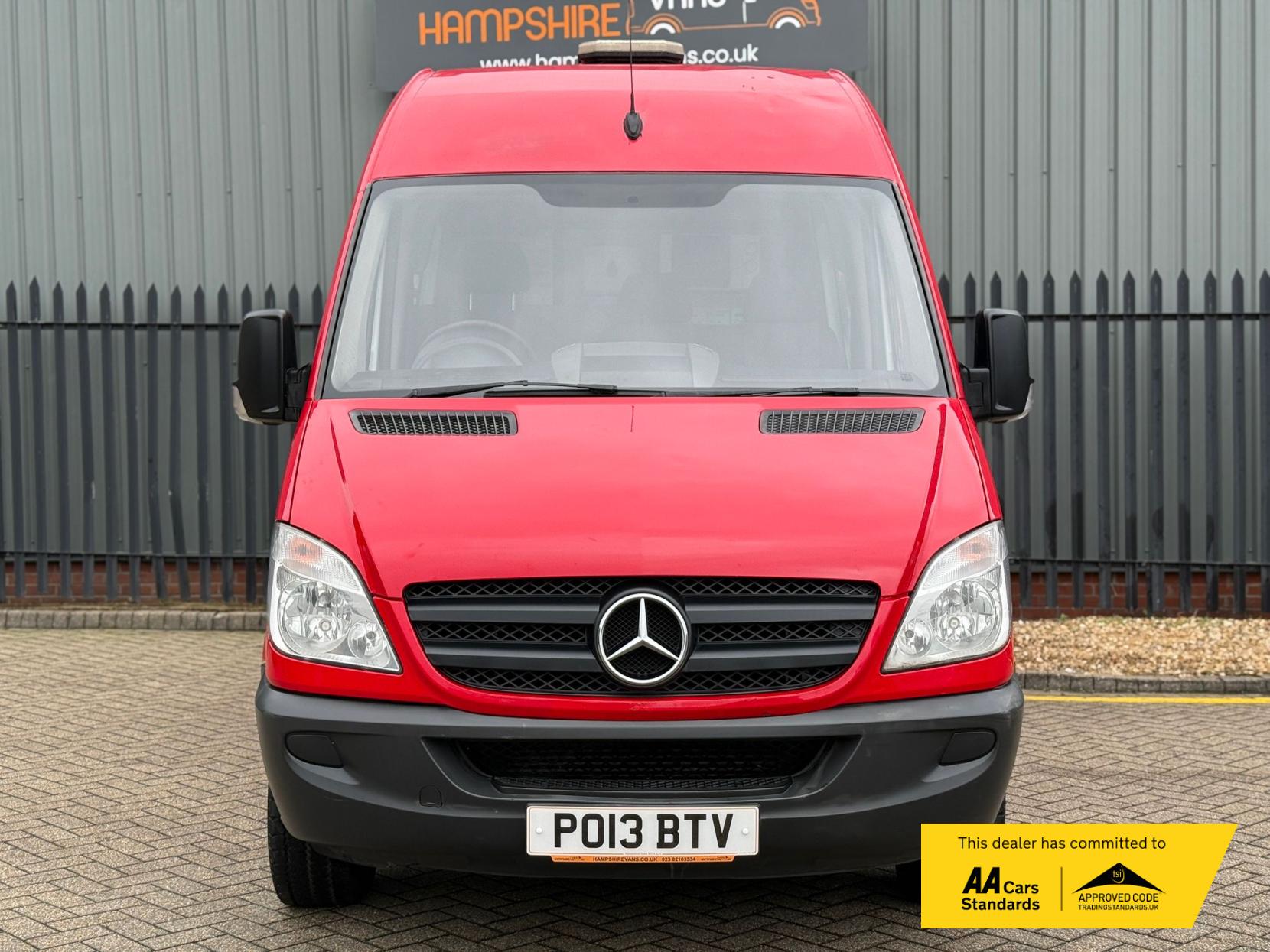 Mercedes-Benz Sprinter 2.1 Window Van (2007 - 2016)