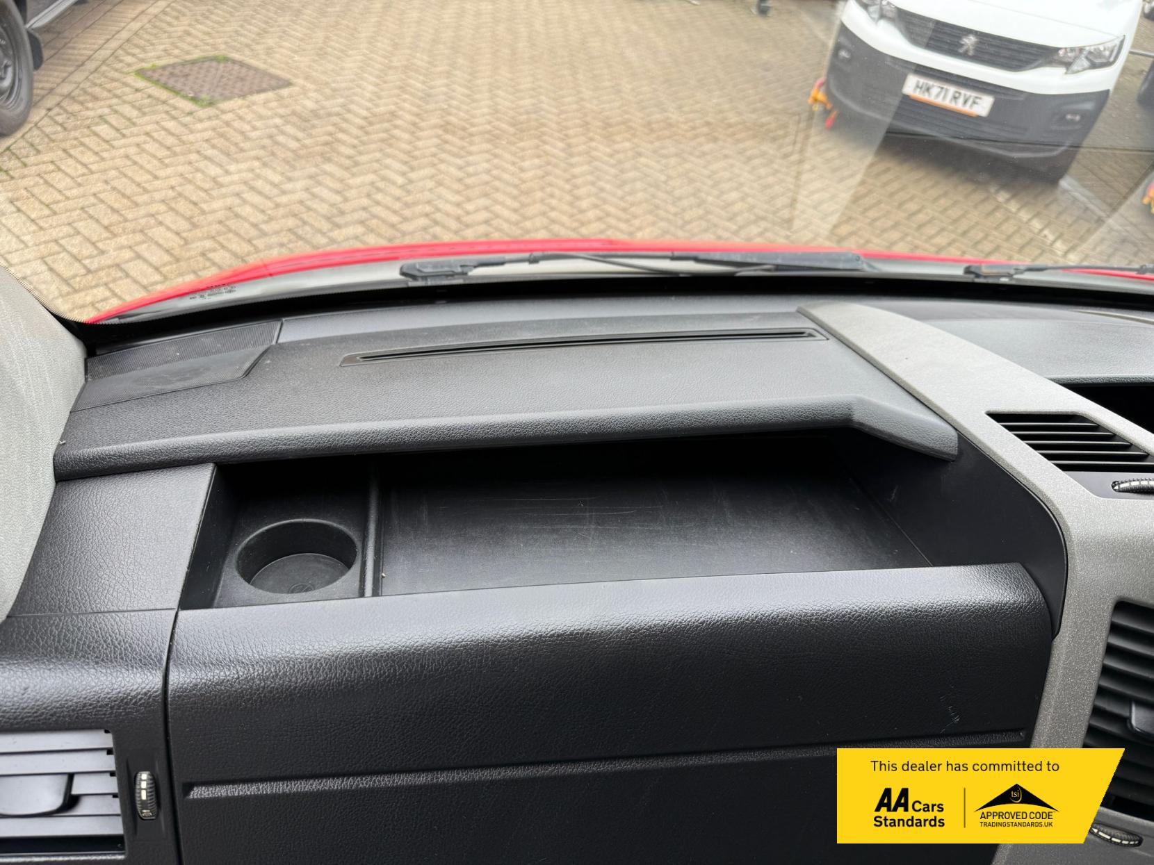 Mercedes-Benz Sprinter 2.1 Window Van (2007 - 2016)