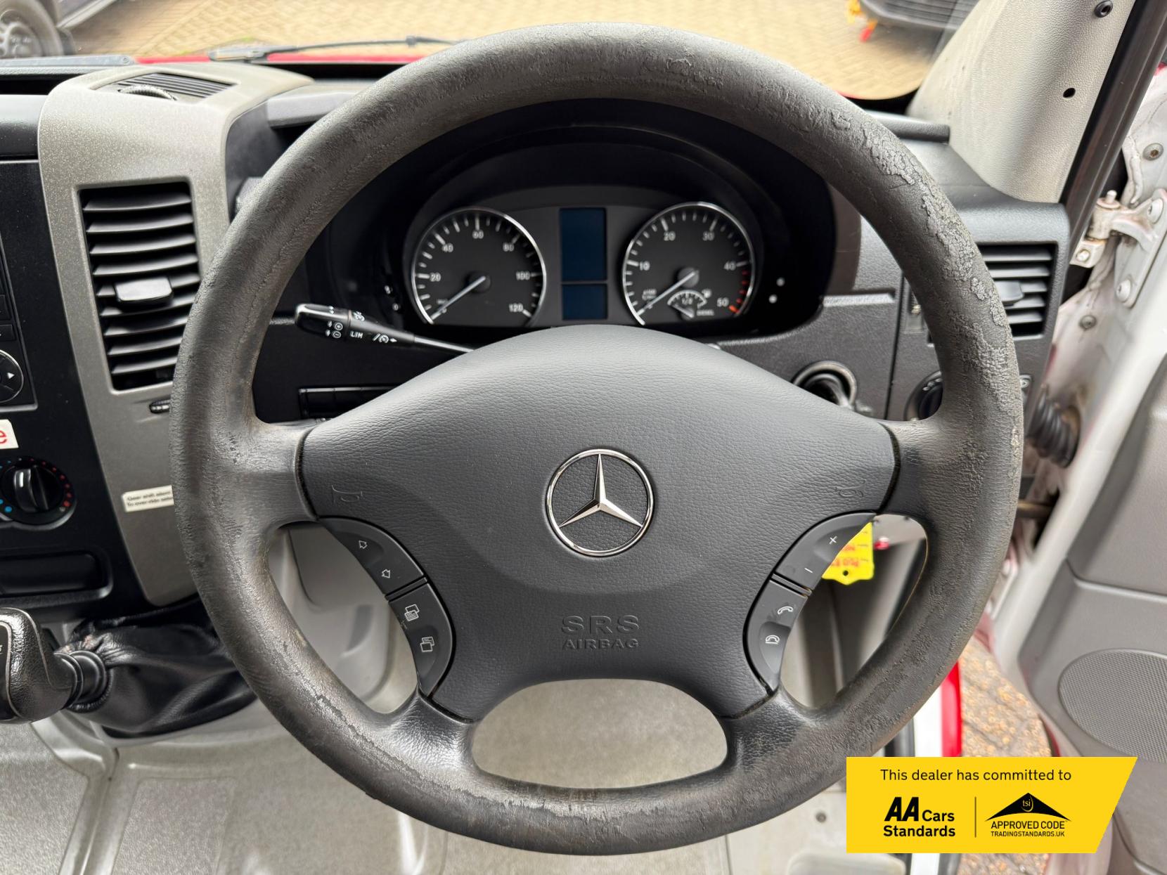Mercedes-Benz Sprinter 2.1 Window Van (2007 - 2016)