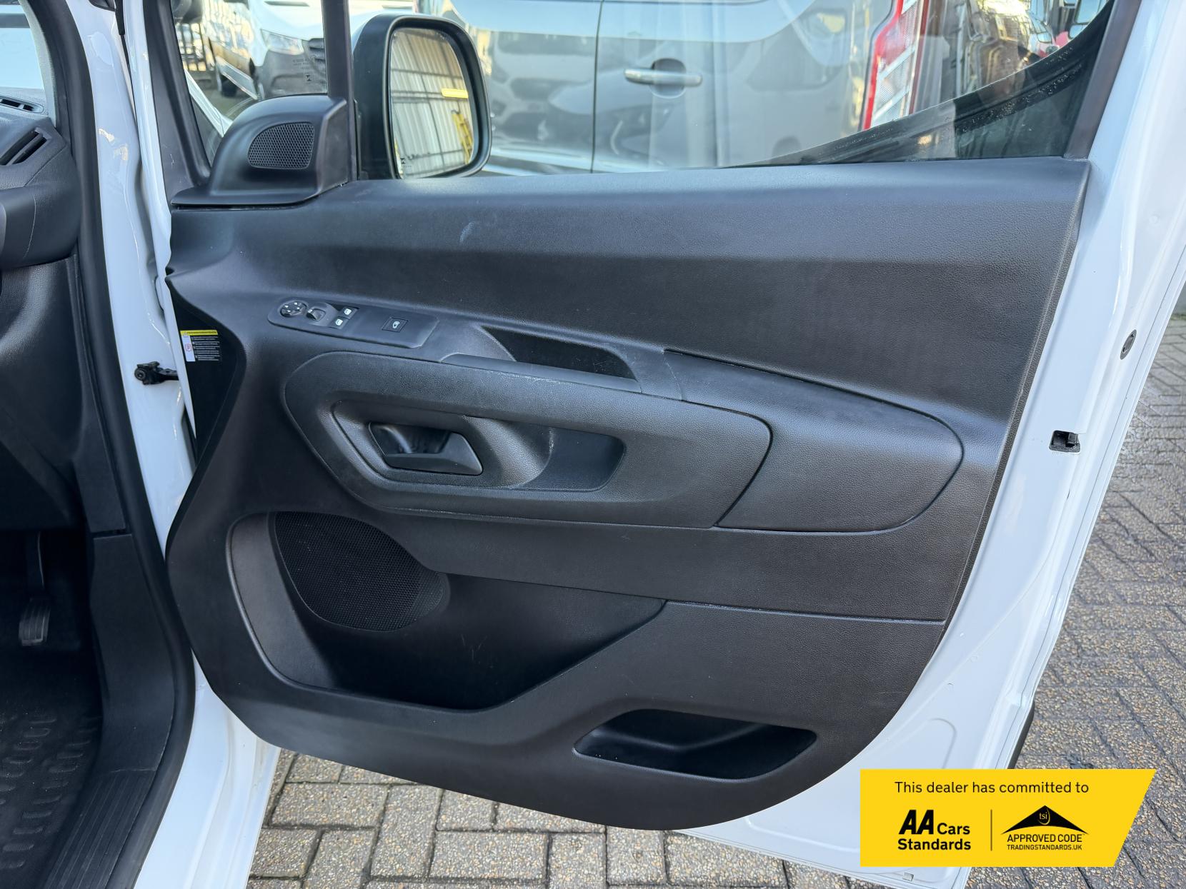 Peugeot Partner 1.5 BlueHDi 950 Professional Premium + Long Panel Van 6dr Diesel Manual LWB Euro 6 (s/s) (100 bhp)