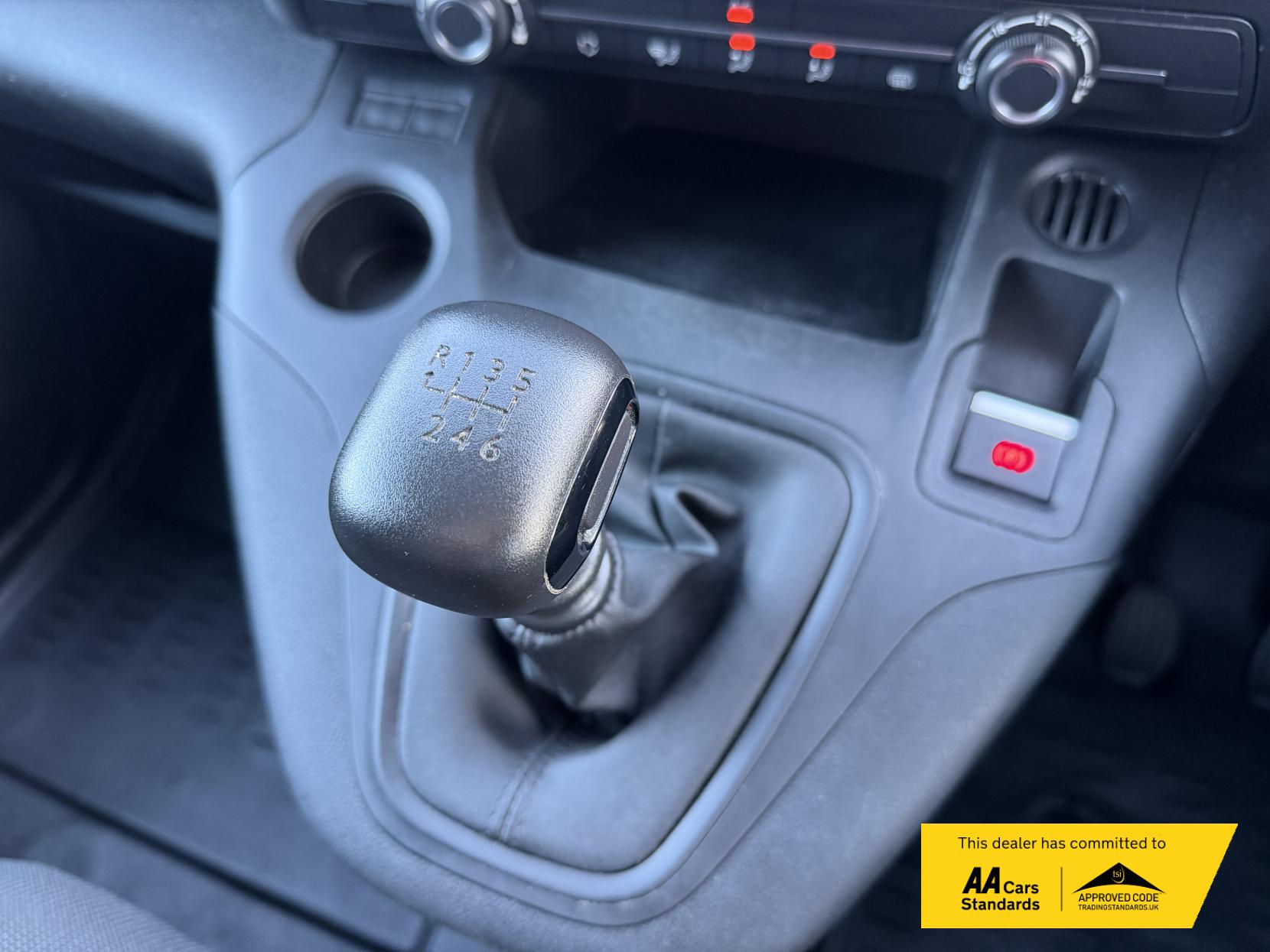 Peugeot Partner 1.5 BlueHDi 950 Professional Premium + Long Panel Van 6dr Diesel Manual LWB Euro 6 (s/s) (100 bhp)