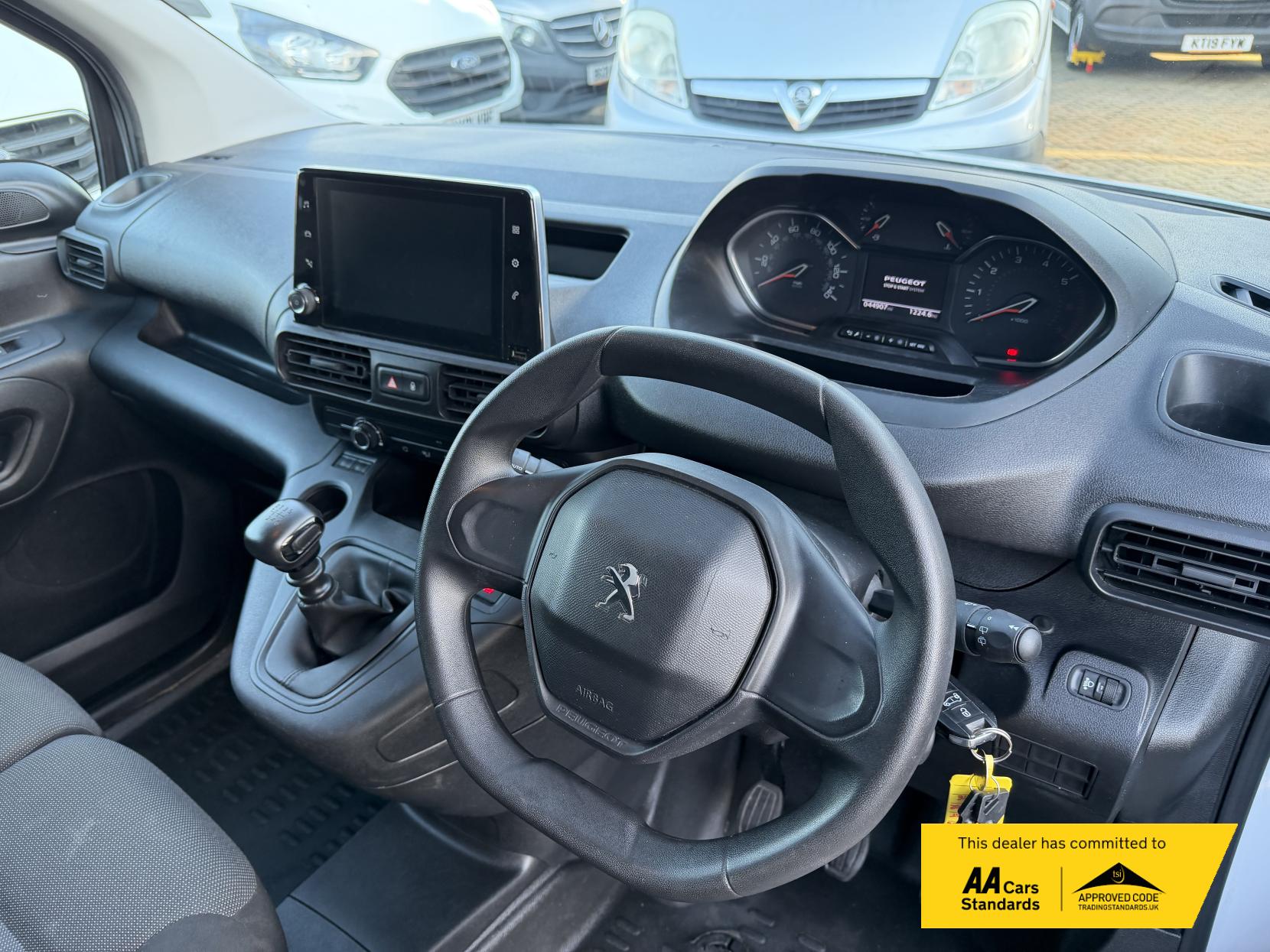 Peugeot Partner 1.5 BlueHDi 950 Professional Premium + Long Panel Van 6dr Diesel Manual LWB Euro 6 (s/s) (100 bhp)