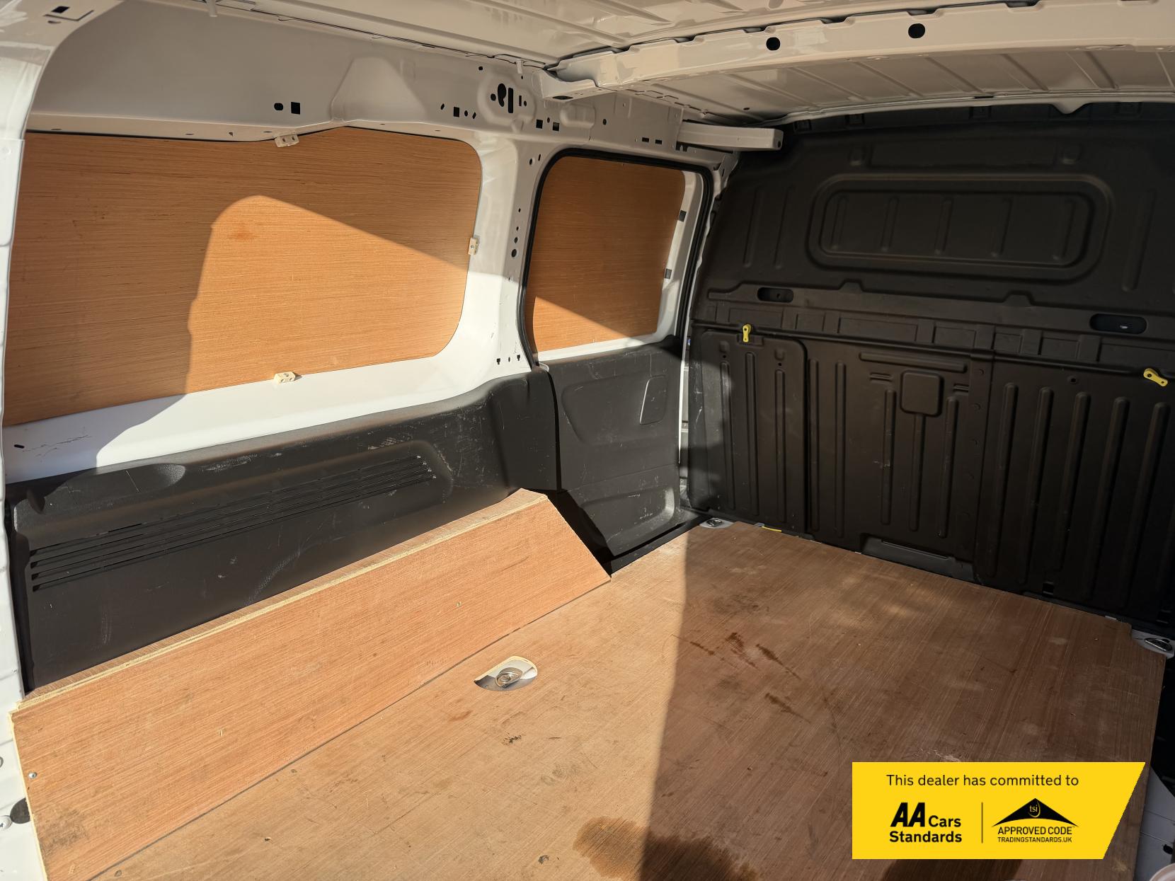 Peugeot Partner 1.5 BlueHDi 950 Professional Premium + Long Panel Van 6dr Diesel Manual LWB Euro 6 (s/s) (100 bhp)