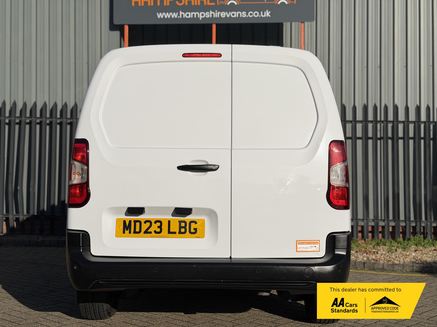 Peugeot Partner 1.5 BlueHDi 950 Professional Premium + Long Panel Van 6dr Diesel Manual LWB Euro 6 (s/s) (100 bhp)