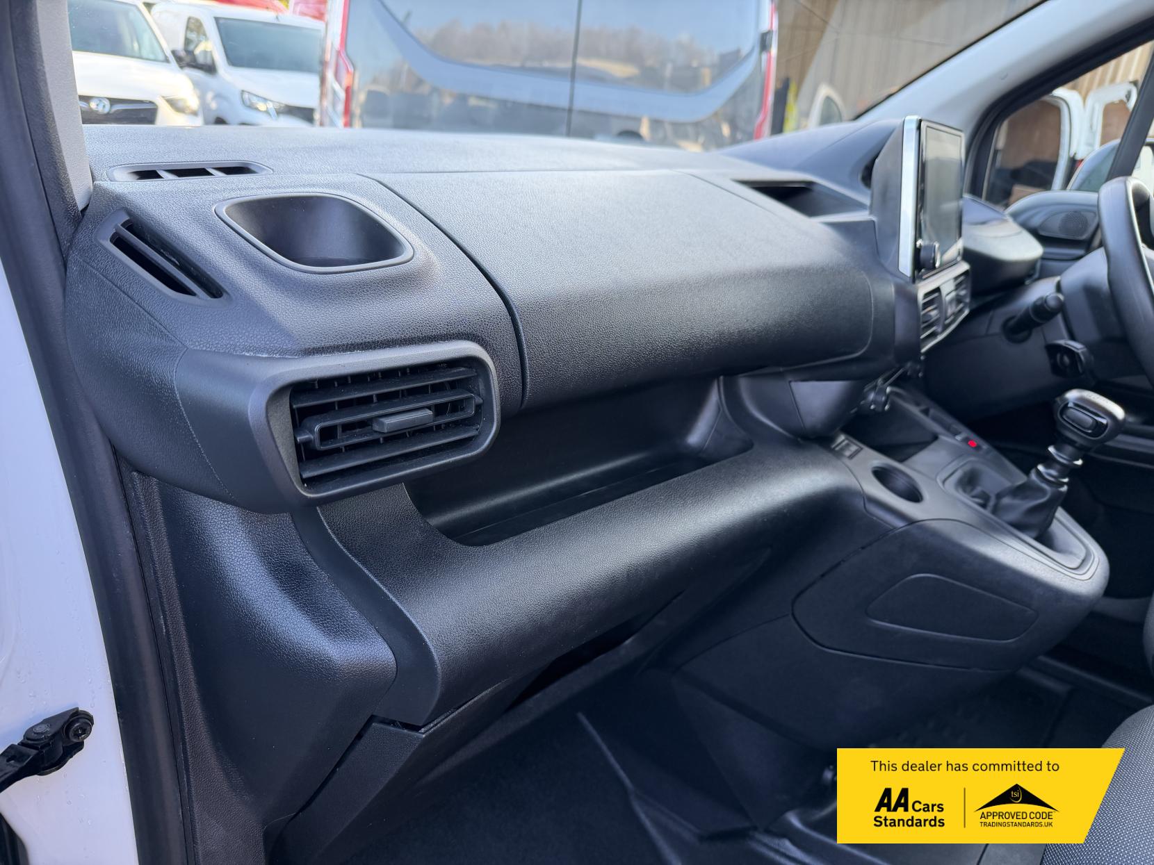 Peugeot Partner 1.5 BlueHDi 950 Professional Premium + Long Panel Van 6dr Diesel Manual LWB Euro 6 (s/s) (100 bhp)