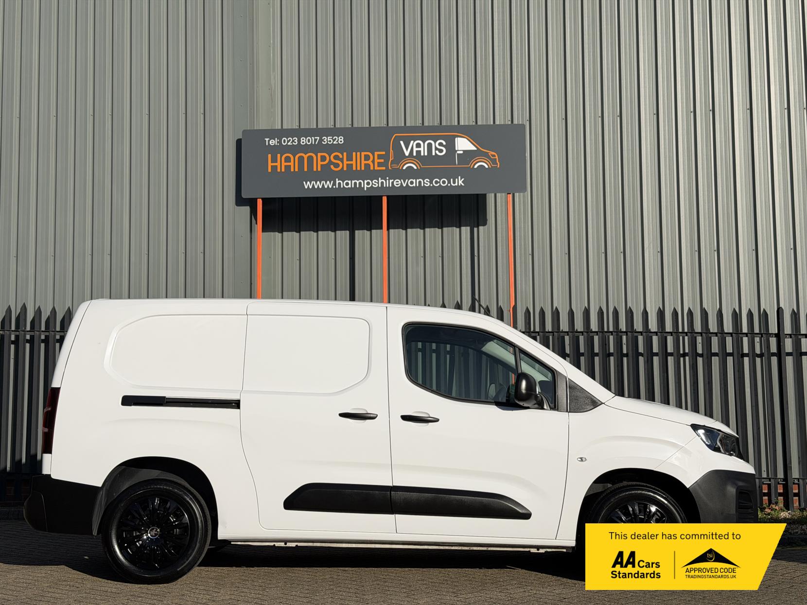 Peugeot Partner 1.5 BlueHDi 950 Professional Premium + Long Panel Van 6dr Diesel Manual LWB Euro 6 (s/s) (100 bhp)