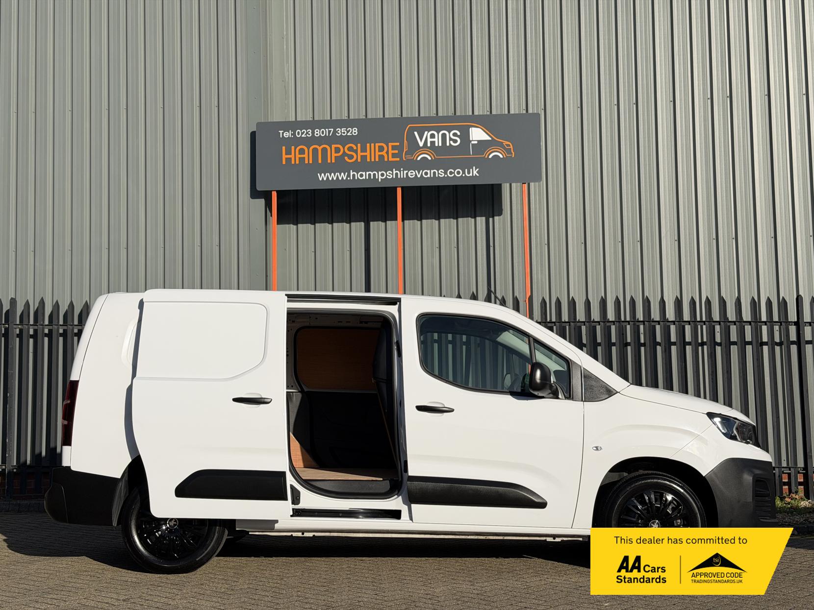 Peugeot Partner 1.5 BlueHDi 950 Professional Premium + Long Panel Van 6dr Diesel Manual LWB Euro 6 (s/s) (100 bhp)