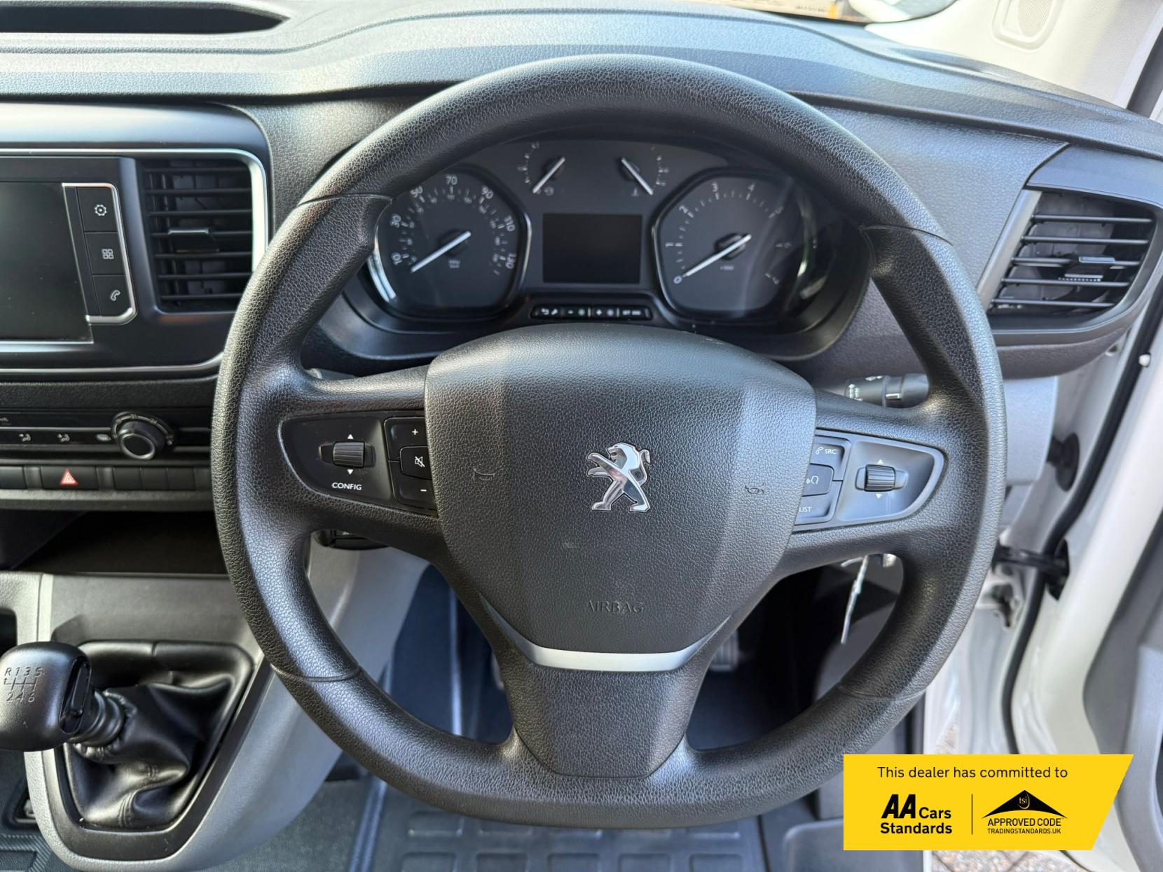 Peugeot Expert 1.5 Professional Combi Van (2016 - 2024)