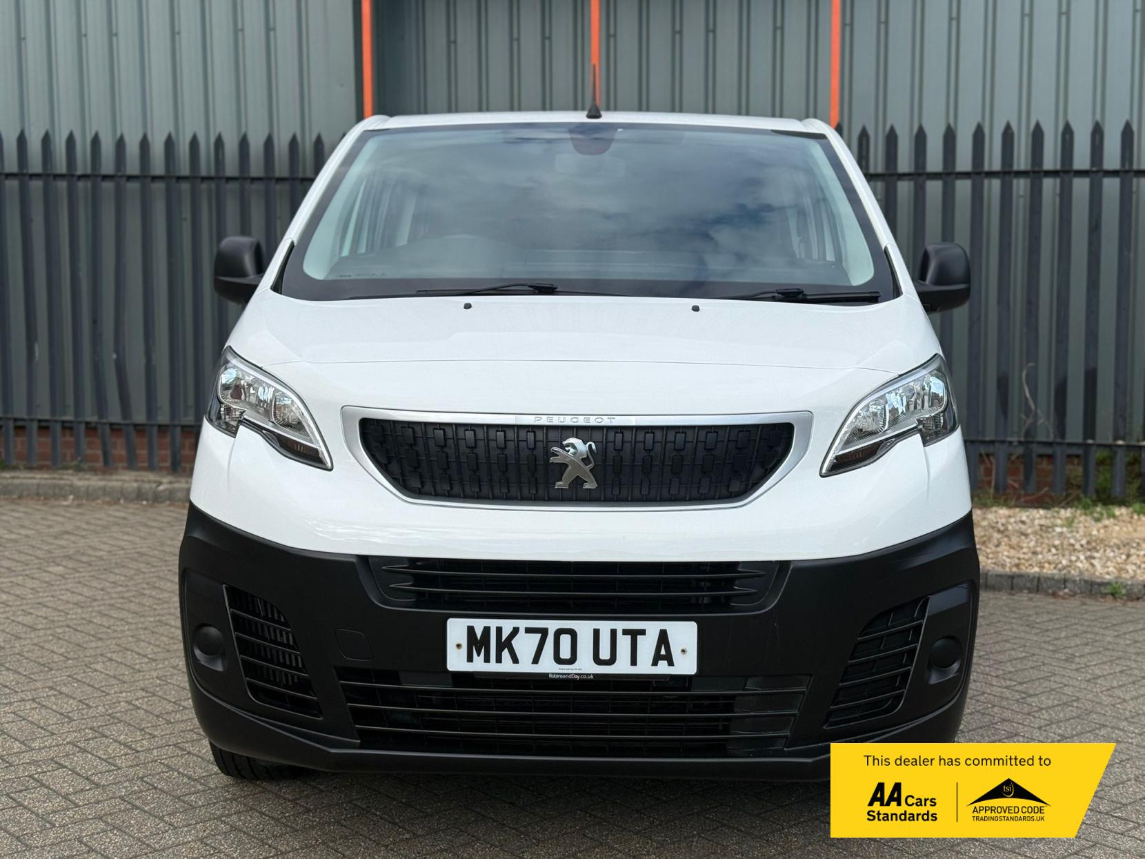 Peugeot Expert 1.5 Professional Combi Van (2016 - 2024)
