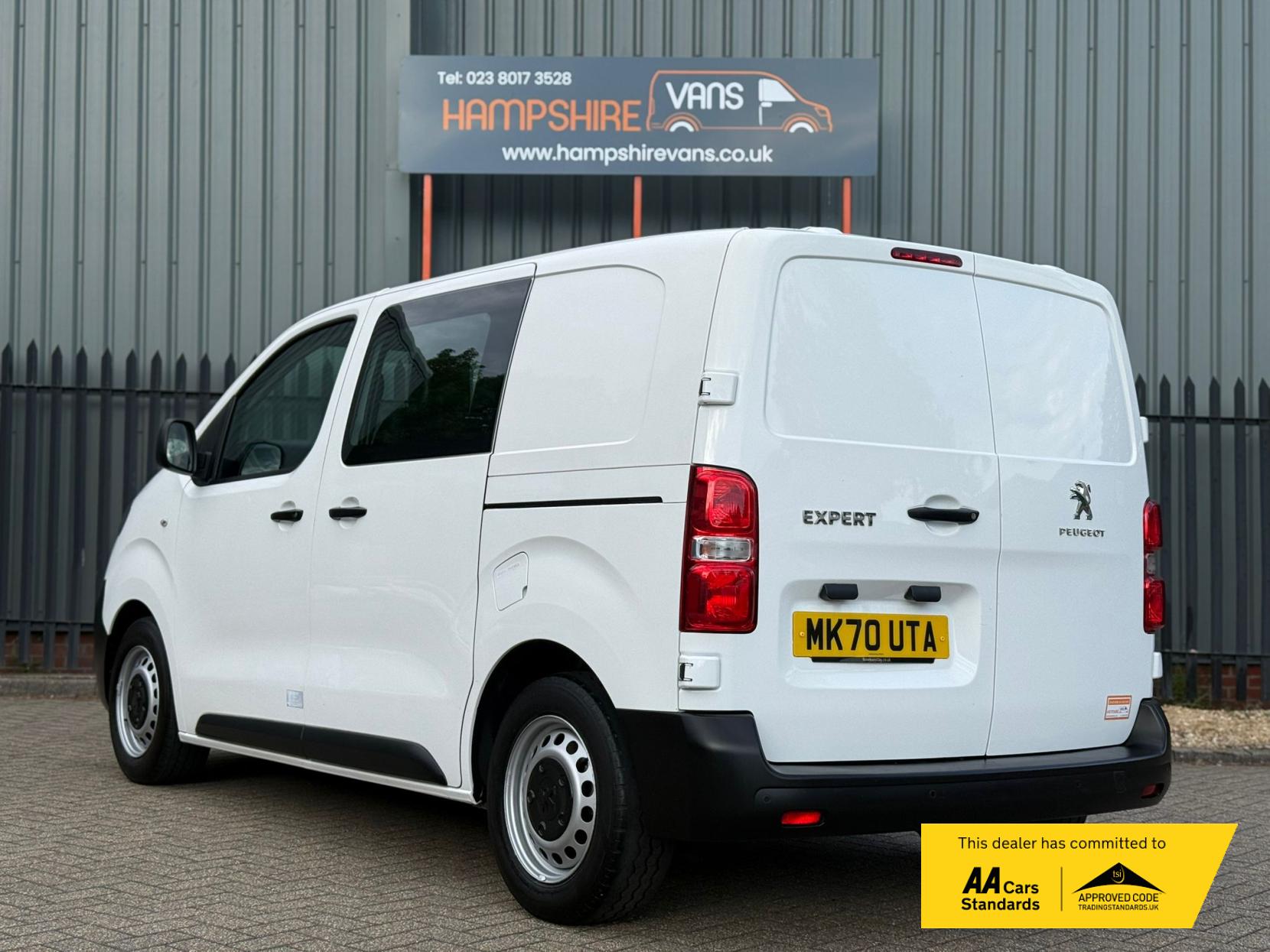 Peugeot Expert 1.5 Professional Combi Van (2016 - 2024)