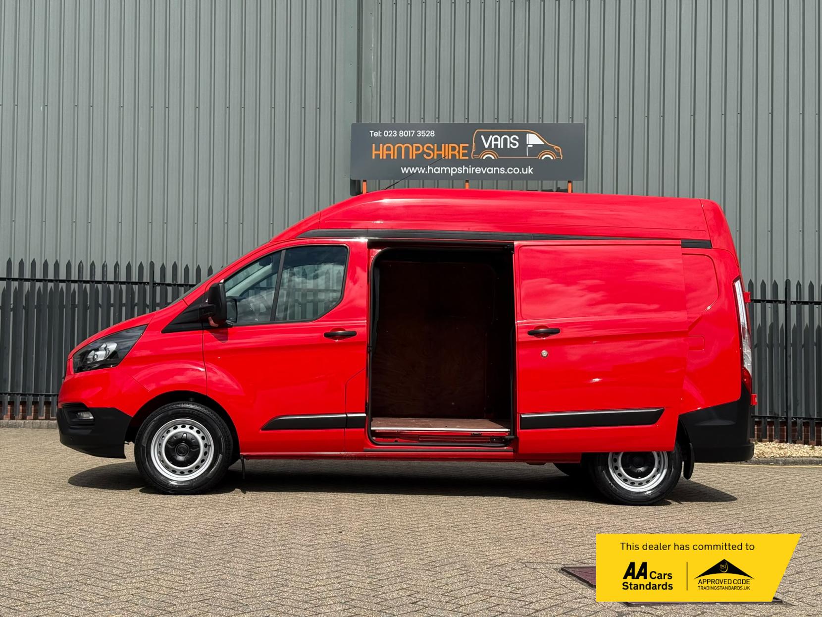 2018 Ford Transit Custom 2.0 320 EcoBlue Panel Van 5dr Diesel Manual L2 H2 Euro 6 (105 ps) - Thumbnail 7