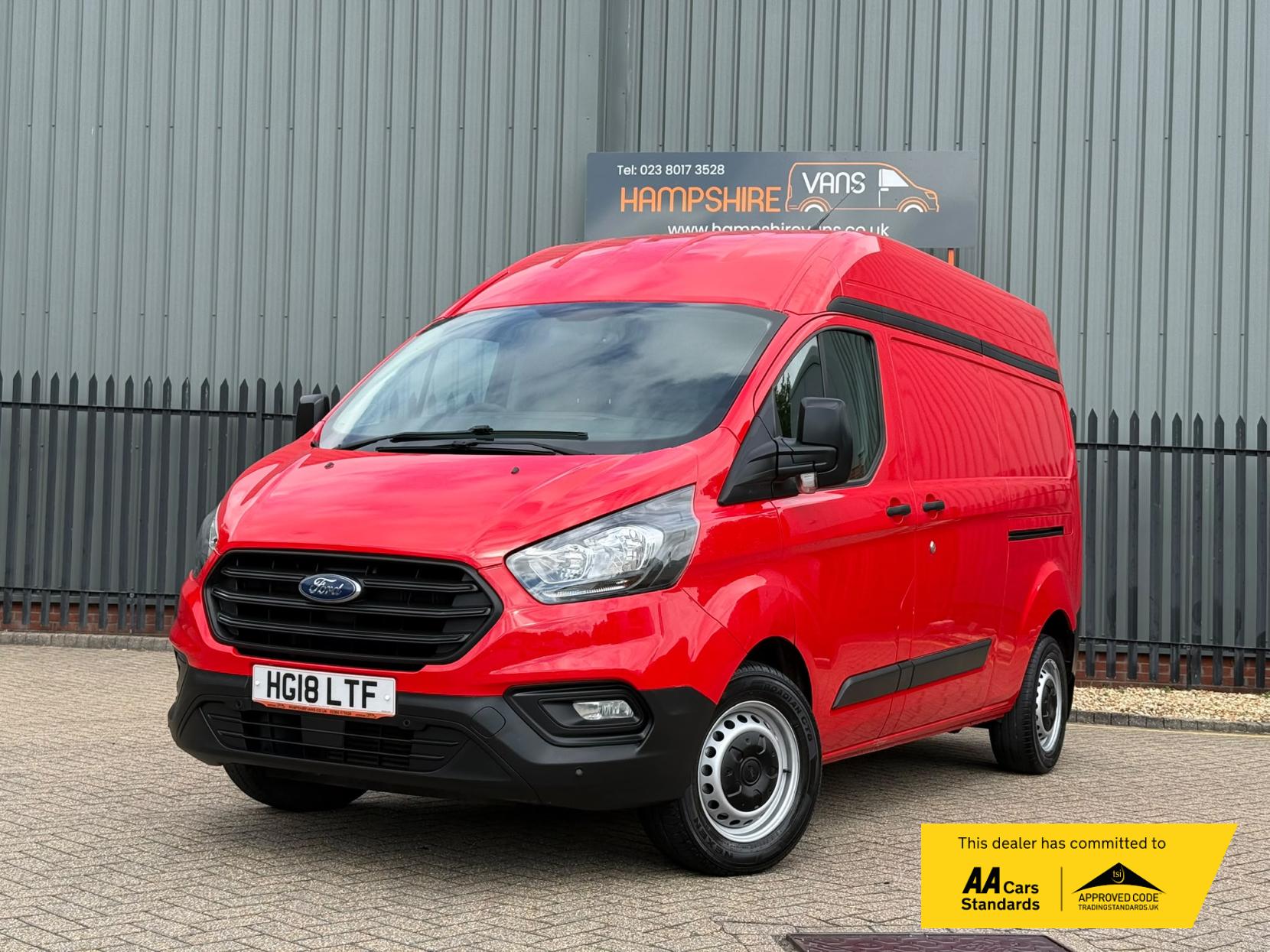 2018 Ford Transit Custom 2.0 320 EcoBlue Panel Van 5dr Diesel Manual L2 H2 Euro 6 (105 ps) - Thumbnail 2