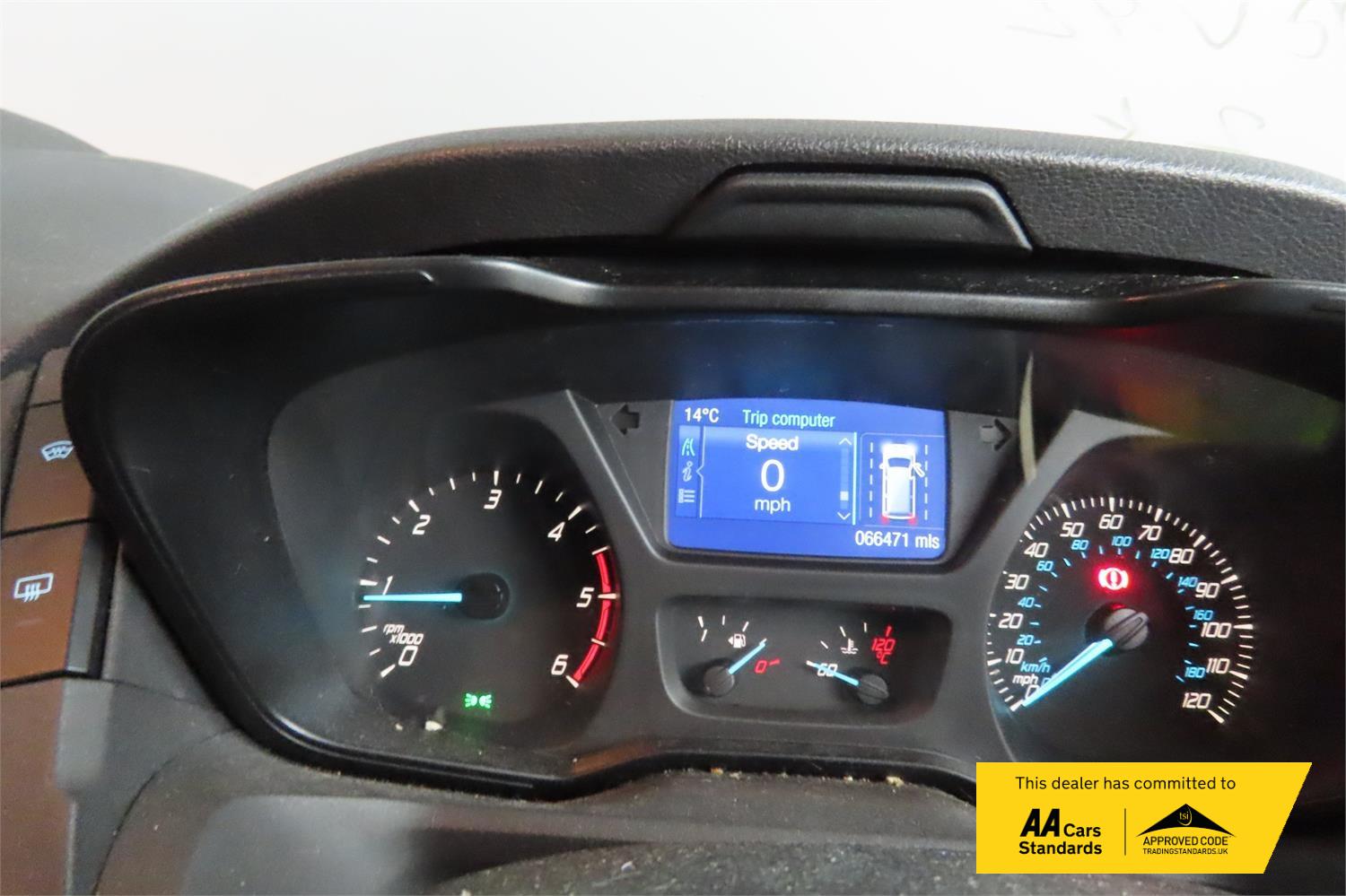 Ford Transit 2.2 TDCi 350 HDT Trend Minibus 4dr Diesel Manual L2 H2 (196 g/km, 123 bhp)