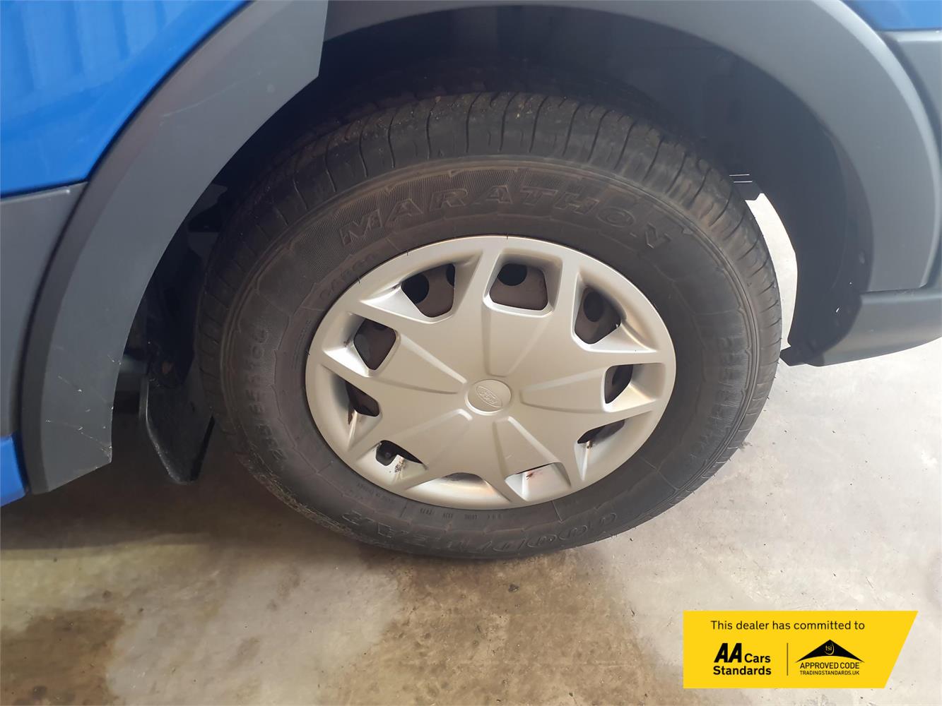 Ford Transit 2.2 TDCi 350 HDT Trend Minibus 4dr Diesel Manual L2 H2 (196 g/km, 123 bhp)