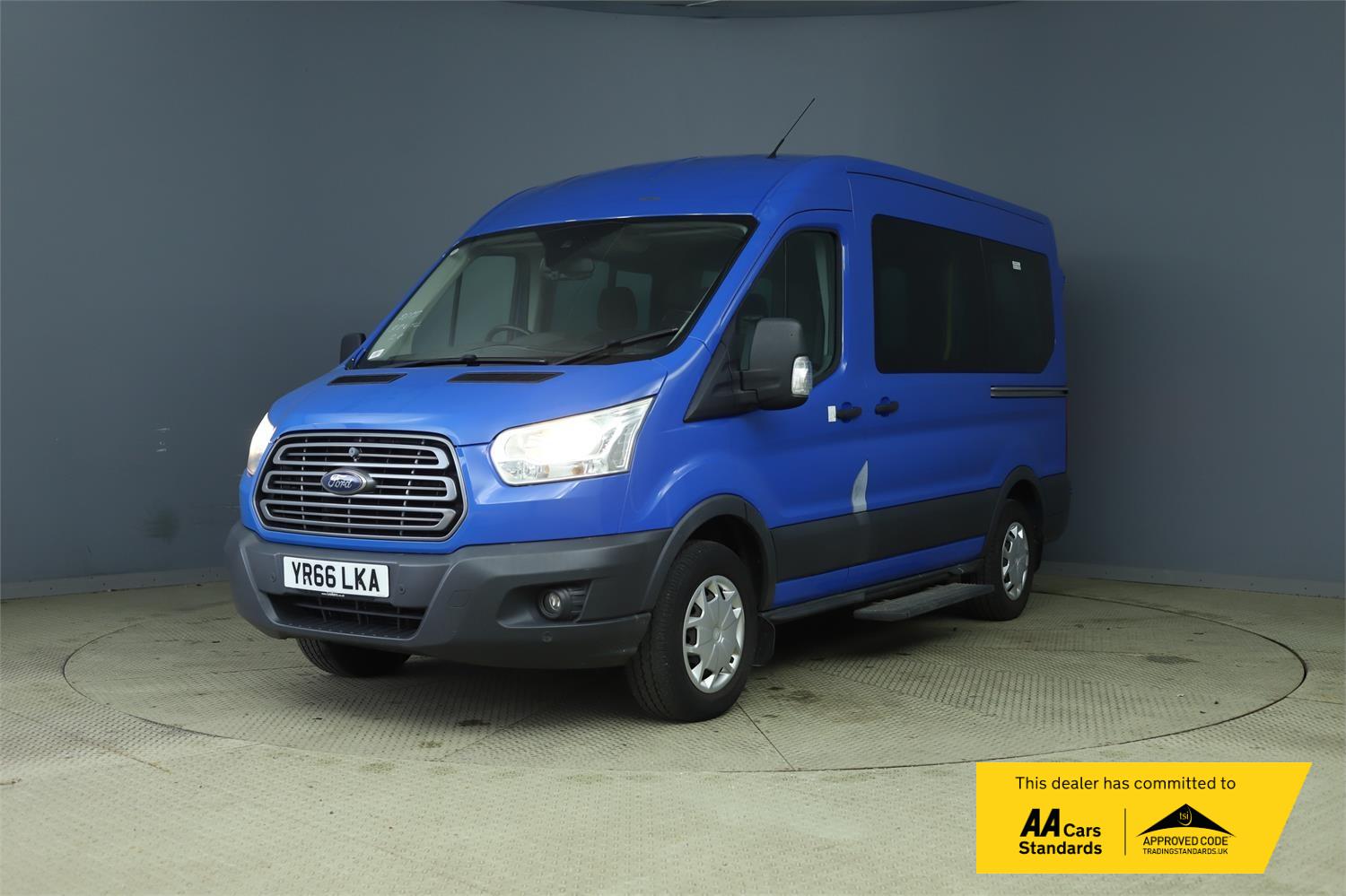 Ford Transit 2.2 TDCi 350 HDT Trend Minibus 4dr Diesel Manual L2 H2 (196 g/km, 123 bhp)