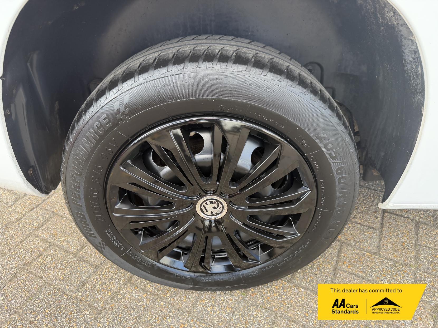 Vauxhall Combo 1.5 Turbo D 2300 Sportive Panel Van 4dr Diesel Manual L1 H1 Euro 6 (100 ps)