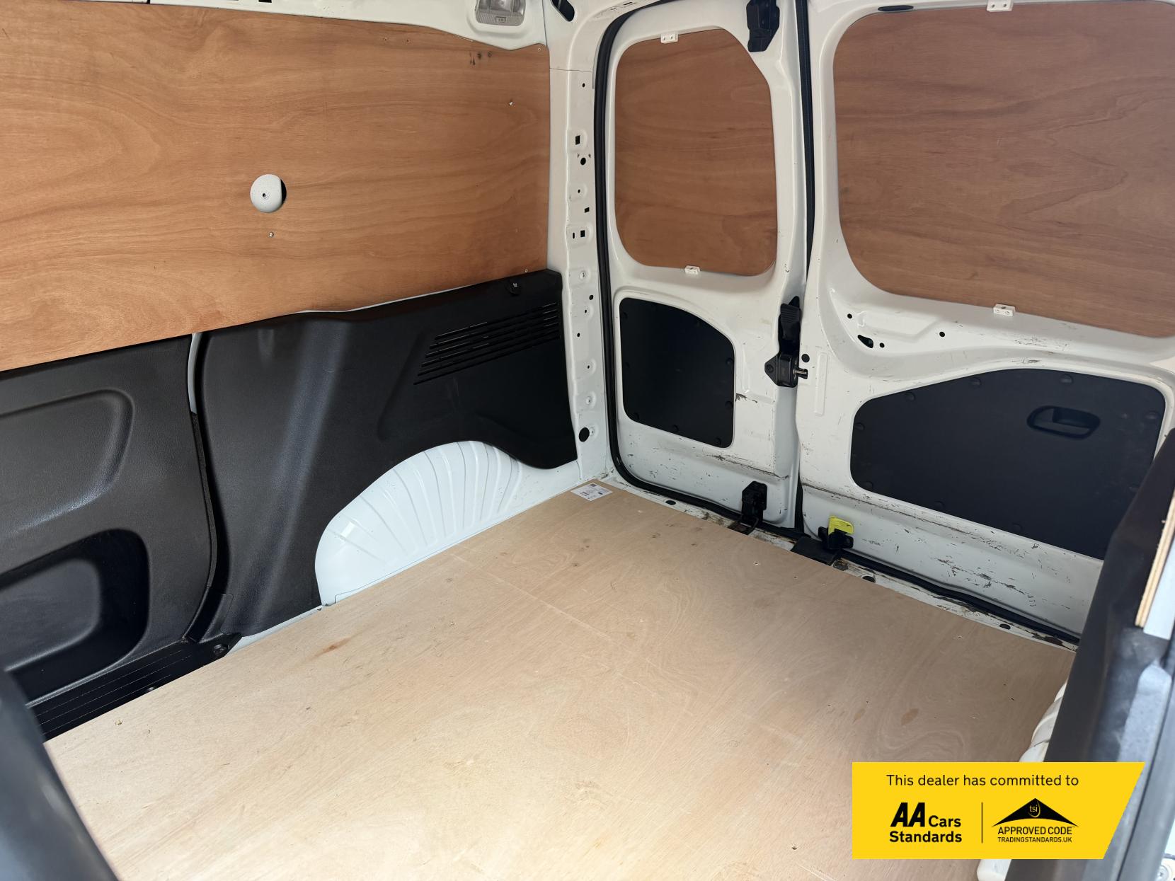 Vauxhall Combo 1.5 Turbo D 2300 Sportive Panel Van 4dr Diesel Manual L1 H1 Euro 6 (100 ps)