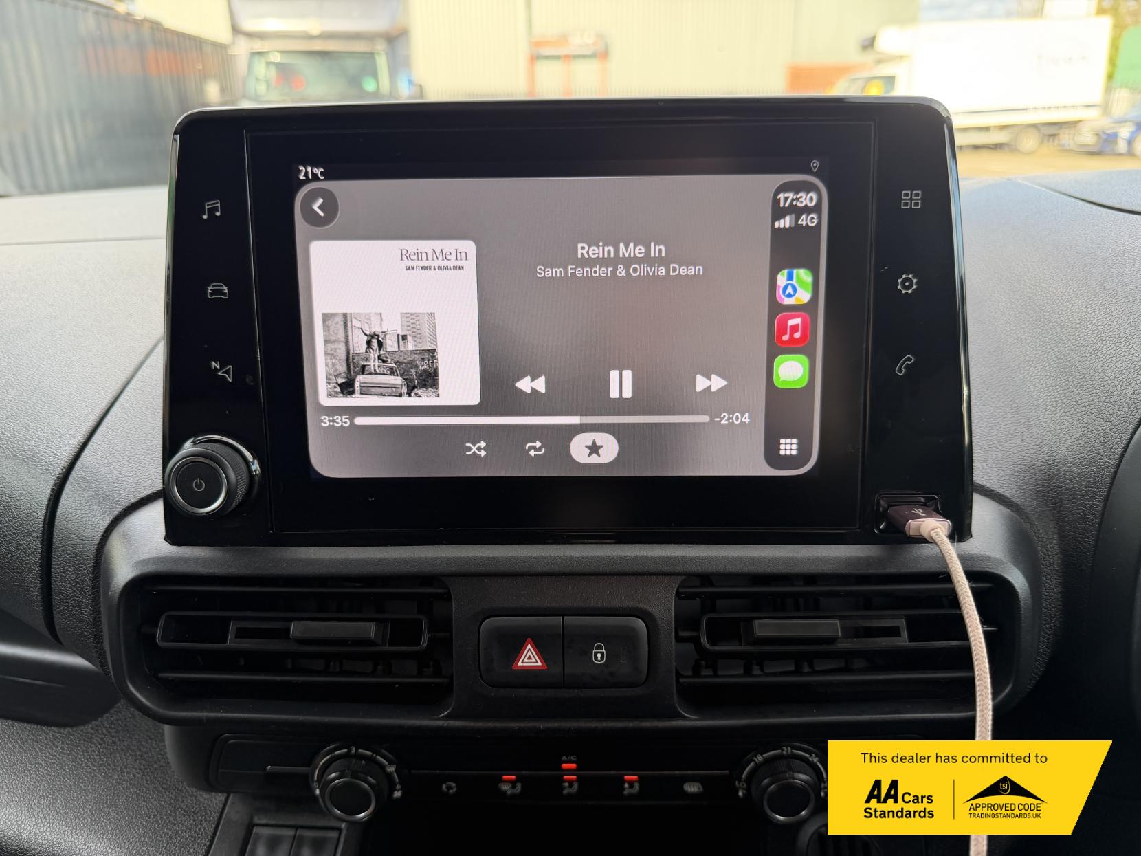 Vauxhall Combo 1.5 Turbo D 2300 Sportive Panel Van 4dr Diesel Manual L1 H1 Euro 6 (100 ps)