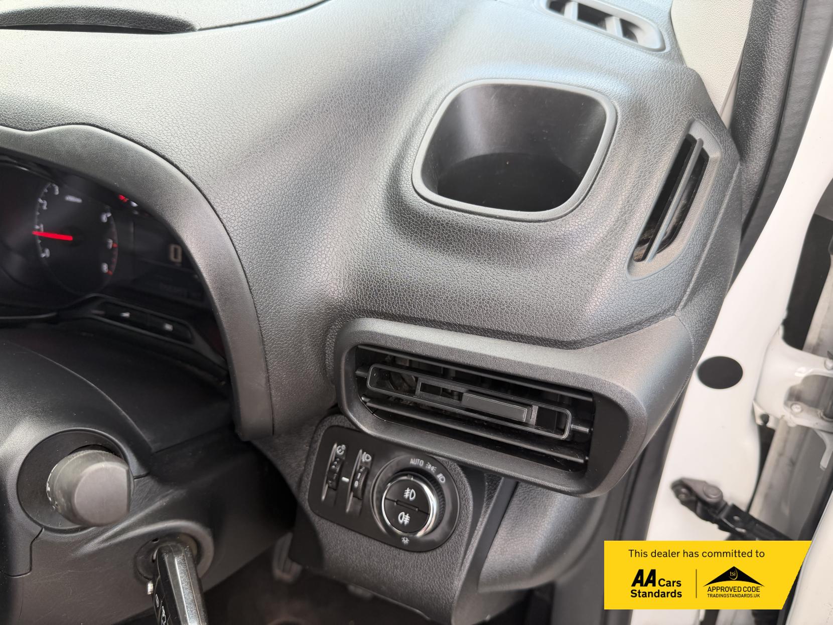 Vauxhall Combo 1.5 Turbo D 2300 Sportive Panel Van 4dr Diesel Manual L1 H1 Euro 6 (100 ps)