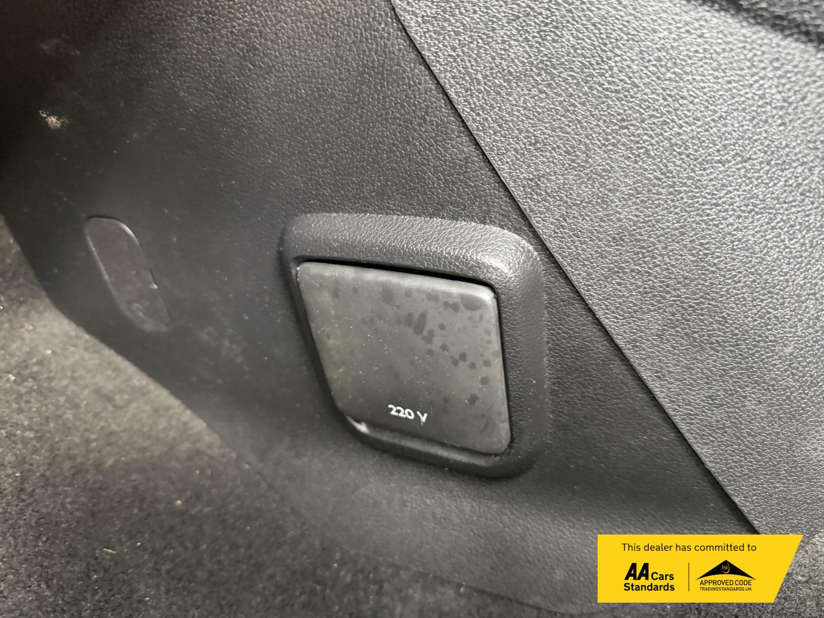 Vauxhall Combo 1.5 Turbo D 2300 Sportive Panel Van 4dr Diesel Manual L1 H1 Euro 6 (100 ps)