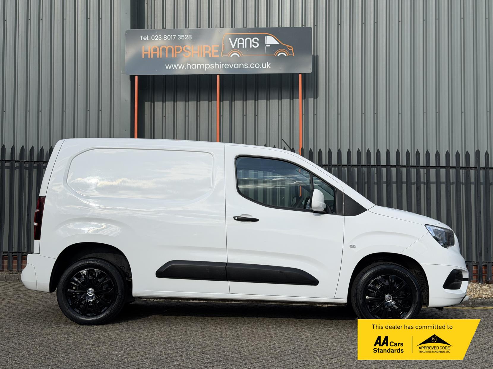 Vauxhall Combo 1.5 Turbo D 2300 Sportive Panel Van 4dr Diesel Manual L1 H1 Euro 6 (100 ps)