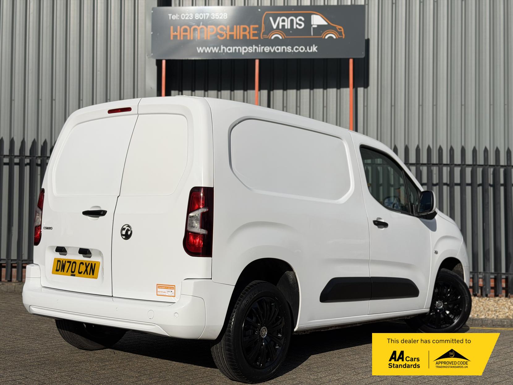 Vauxhall Combo 1.5 Turbo D 2300 Sportive Panel Van 4dr Diesel Manual L1 H1 Euro 6 (100 ps)