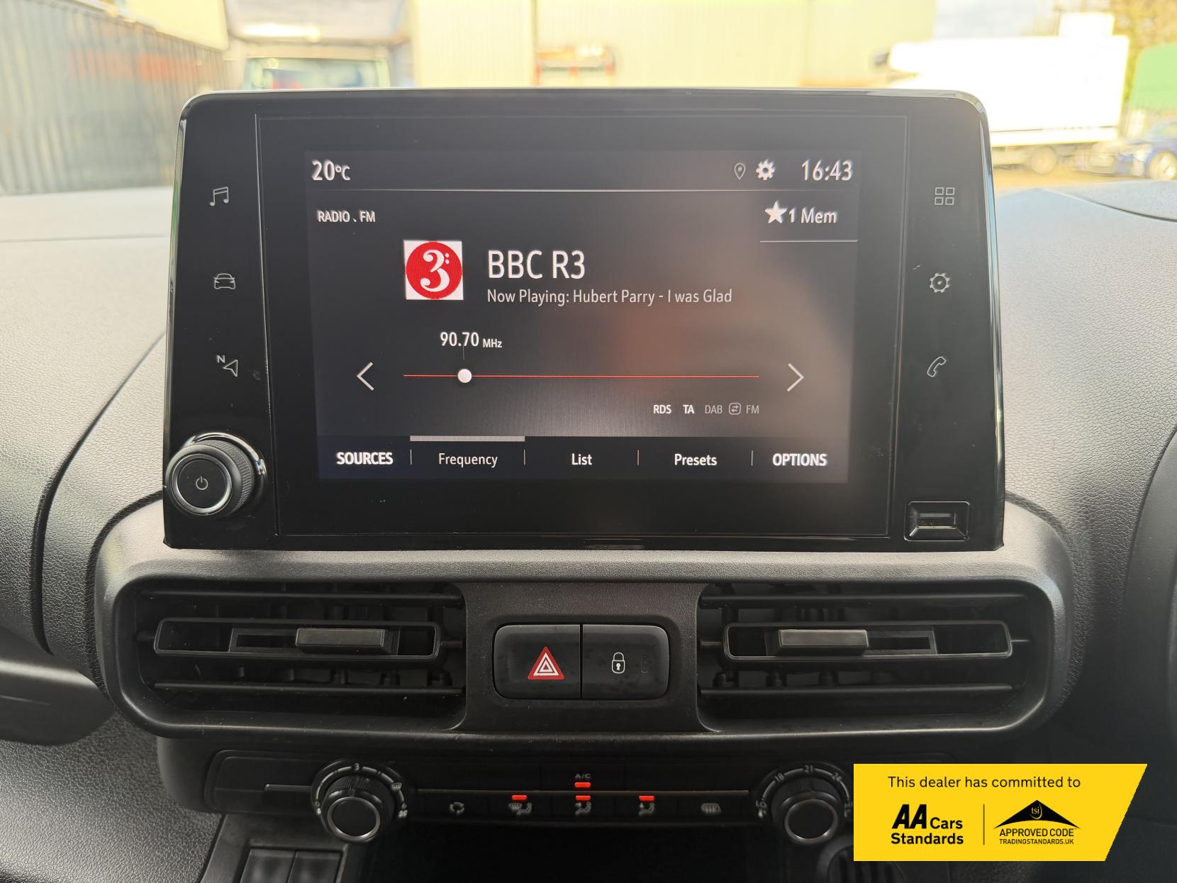 Vauxhall Combo 1.5 Turbo D 2300 Sportive Panel Van 4dr Diesel Manual L1 H1 Euro 6 (100 ps)