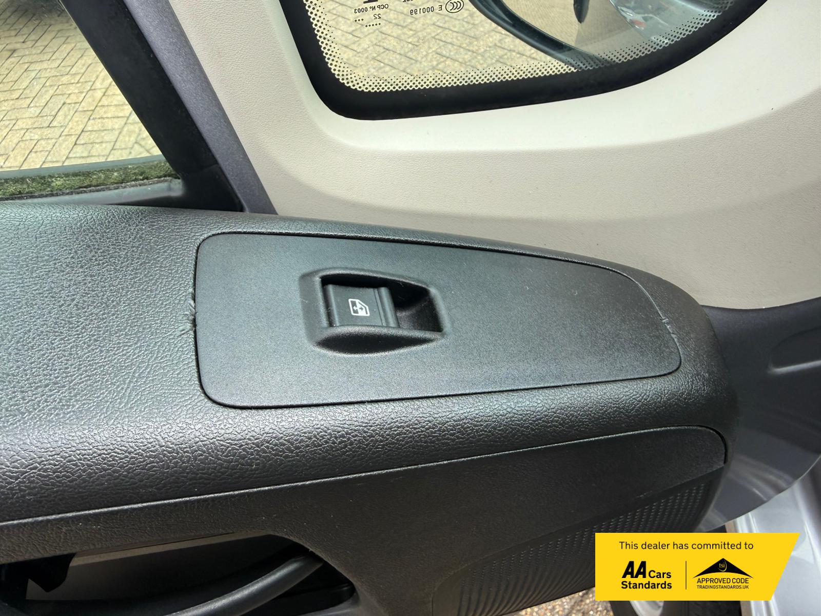 2023 Vauxhall Movano 2.2 CDTi 3500 BiTurbo Prime Panel Van 5dr Diesel Manual FWD L2 H2 Euro 6 (s/s) (140 ps) - Thumbnail 28