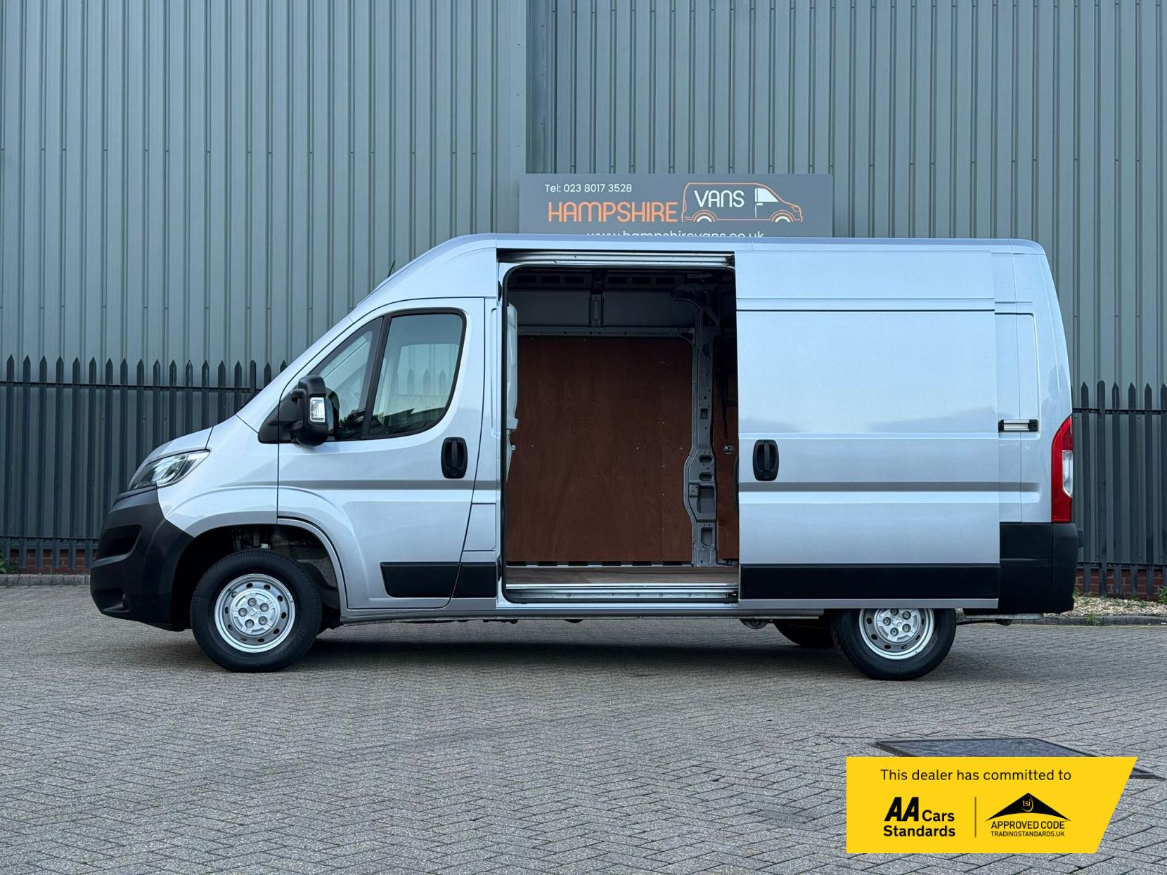 2023 Vauxhall Movano 2.2 CDTi 3500 BiTurbo Prime Panel Van 5dr Diesel Manual FWD L2 H2 Euro 6 (s/s) (140 ps) - Thumbnail 6