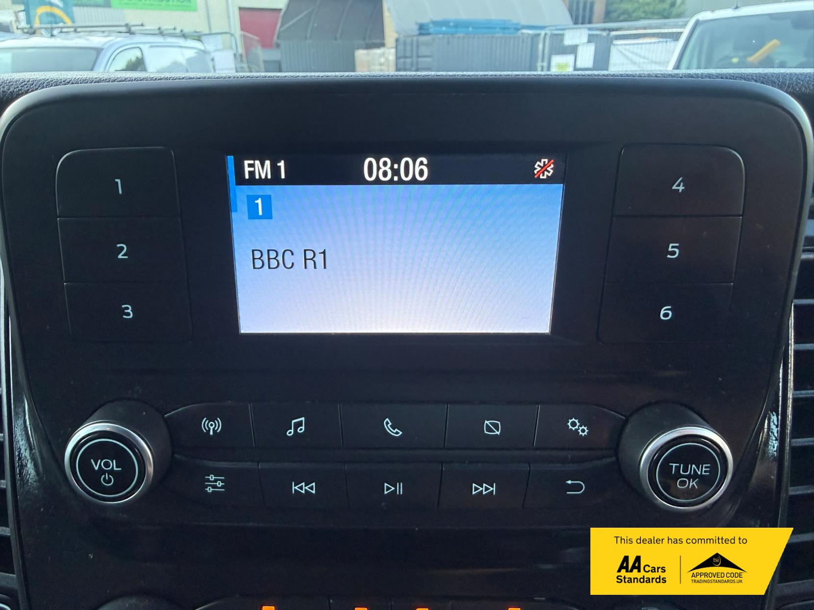 2022 Ford Transit 2.0 350 EcoBlue Leader Crew Van Double Cab 6dr Diesel Manual RWD L3 H3 Euro 6 (s/s) (130 ps) - Thumbnail 36