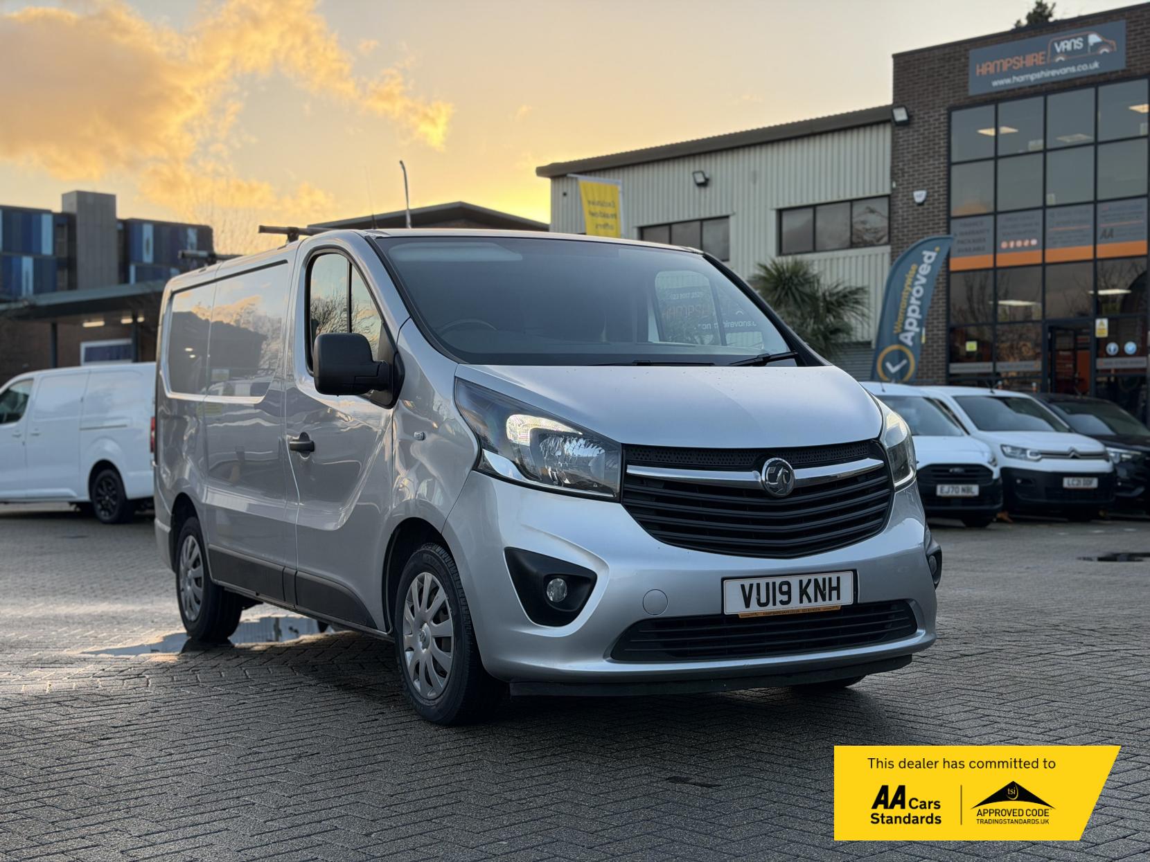 Vauxhall Vivaro 1.6 CDTi 2700 BiTurbo ecoTEC Sportive Panel Van 5dr Diesel Manual L1 H1 Euro 6 (s/s) (125 ps)