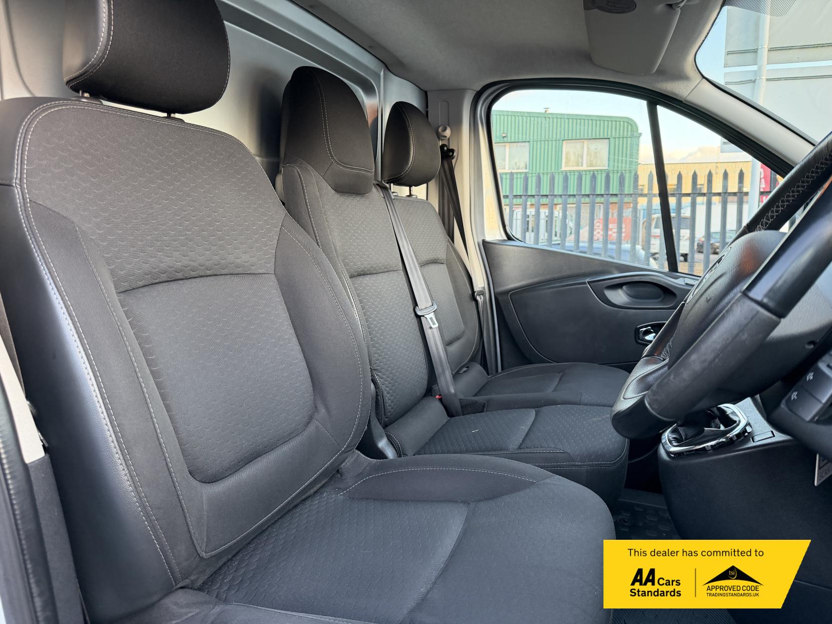 Vauxhall Vivaro 1.6 CDTi 2700 BiTurbo ecoTEC Sportive Panel Van 5dr Diesel Manual L1 H1 Euro 6 (s/s) (125 ps)