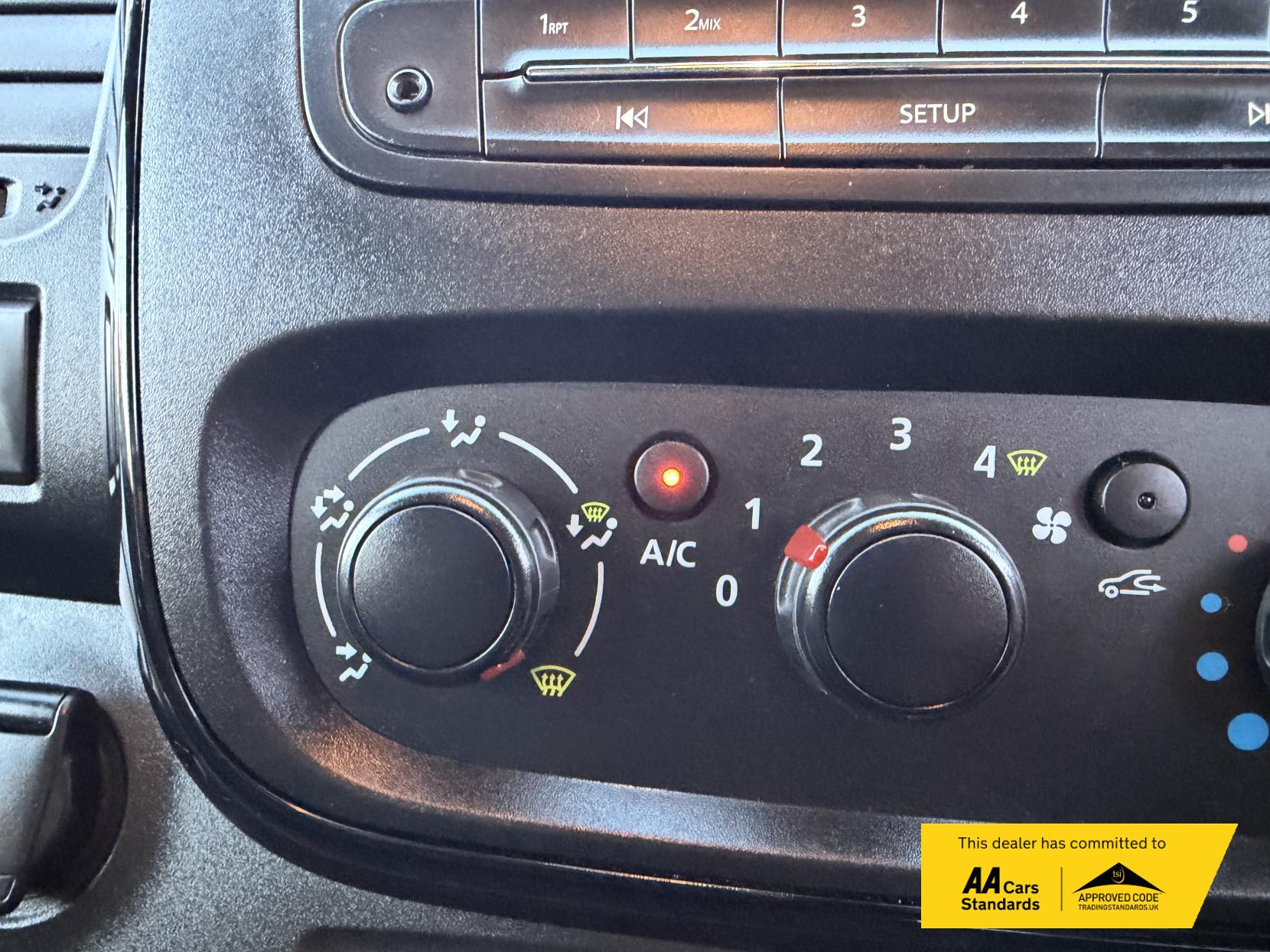 Vauxhall Vivaro 1.6 CDTi 2700 BiTurbo ecoTEC Sportive Panel Van 5dr Diesel Manual L1 H1 Euro 6 (s/s) (125 ps)