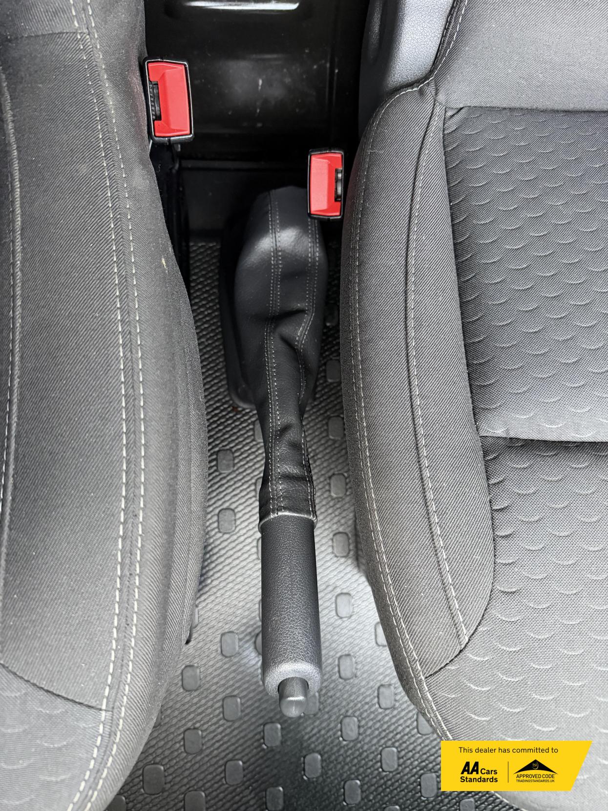 Vauxhall Vivaro 1.6 CDTi 2700 BiTurbo ecoTEC Sportive Panel Van 5dr Diesel Manual L1 H1 Euro 6 (s/s) (125 ps)