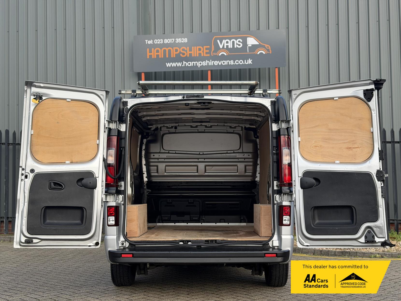 Vauxhall Vivaro 1.6 CDTi 2700 BiTurbo ecoTEC Sportive Panel Van 5dr Diesel Manual L1 H1 Euro 6 (s/s) (125 ps)