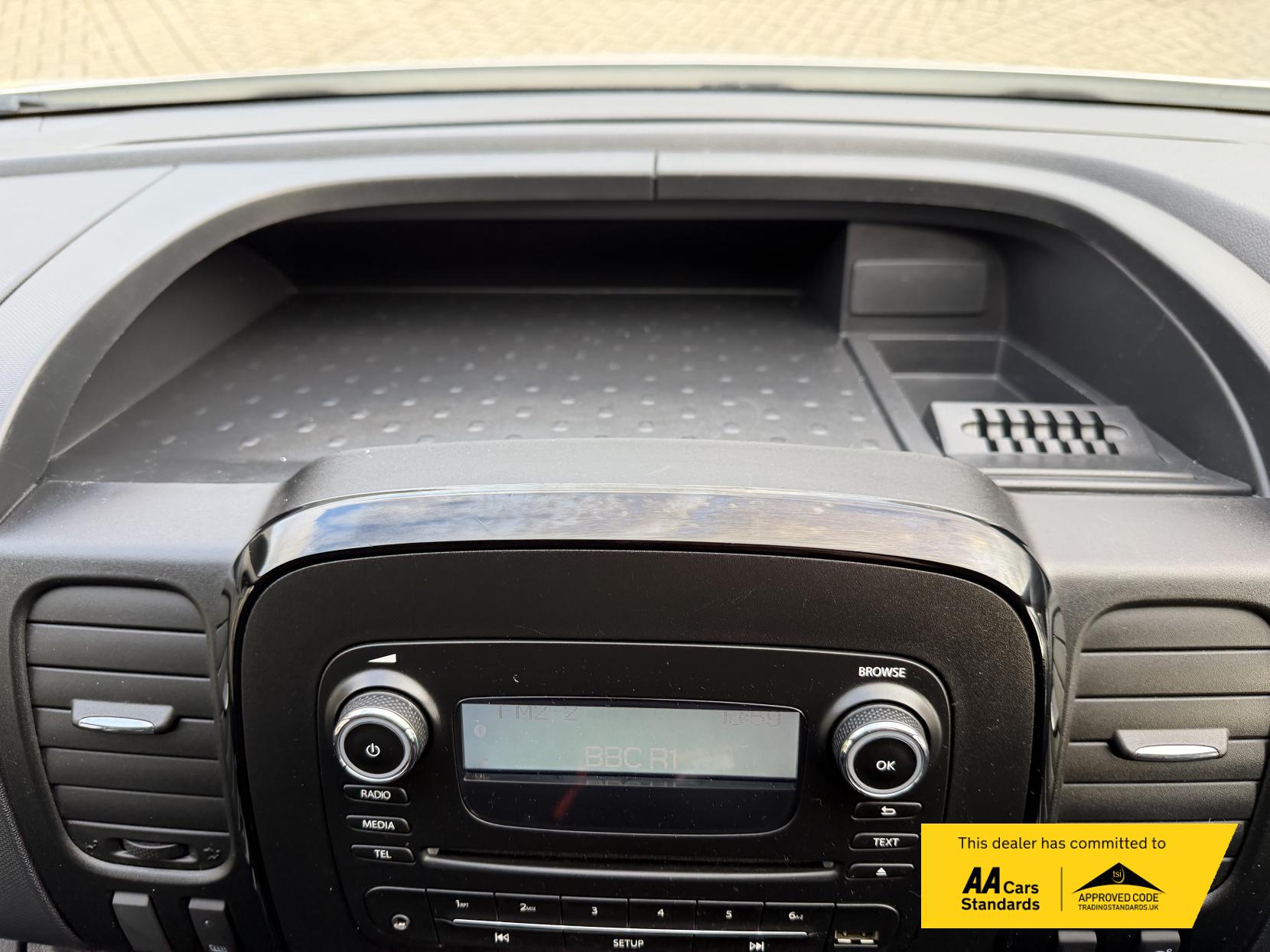 Vauxhall Vivaro 1.6 CDTi 2700 BiTurbo ecoTEC Sportive Panel Van 5dr Diesel Manual L1 H1 Euro 6 (s/s) (125 ps)