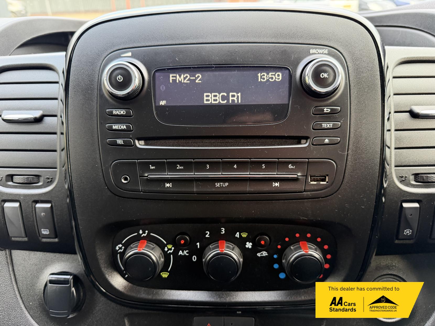 Vauxhall Vivaro 1.6 CDTi 2700 BiTurbo ecoTEC Sportive Panel Van 5dr Diesel Manual L1 H1 Euro 6 (s/s) (125 ps)