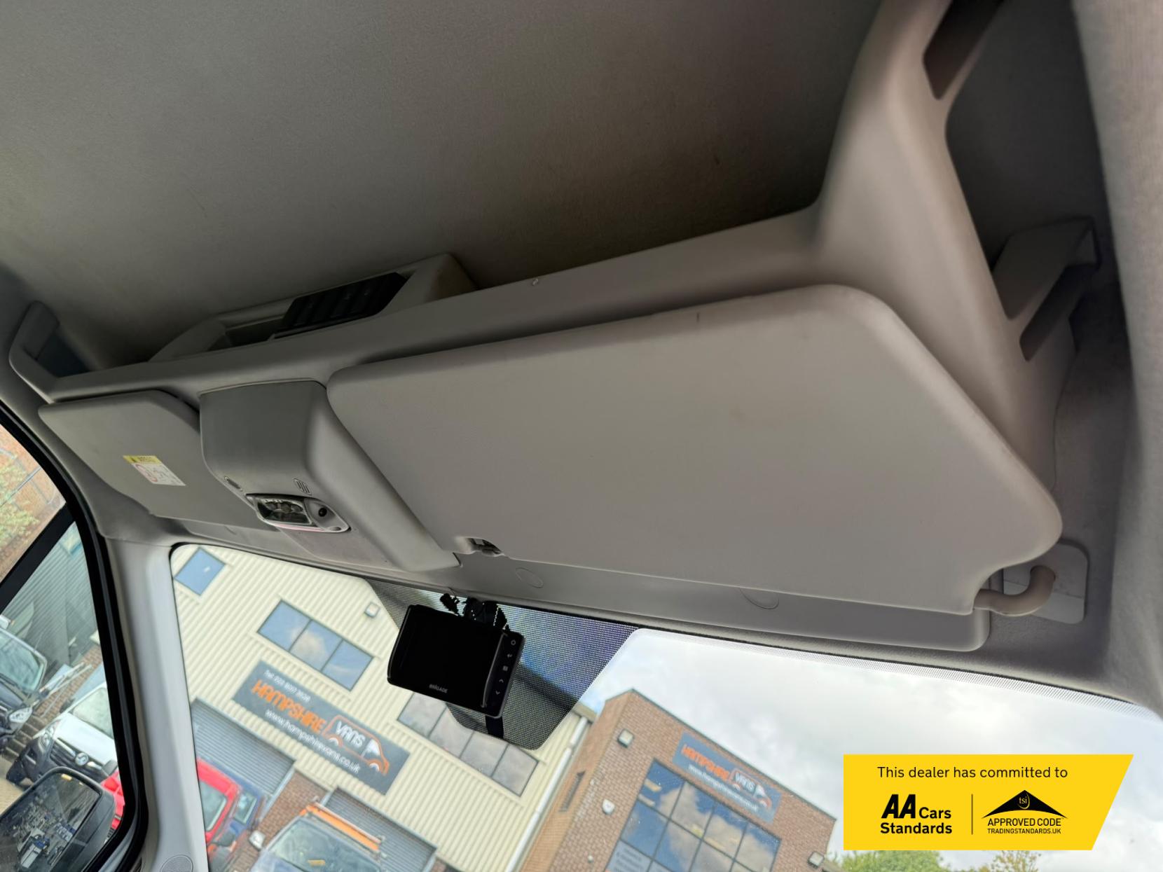 2016 Ford Transit 2.2 TDCi 350 Panel Van 5dr Diesel Manual RWD L2 H3 Euro 5 (155 ps) - Thumbnail 45