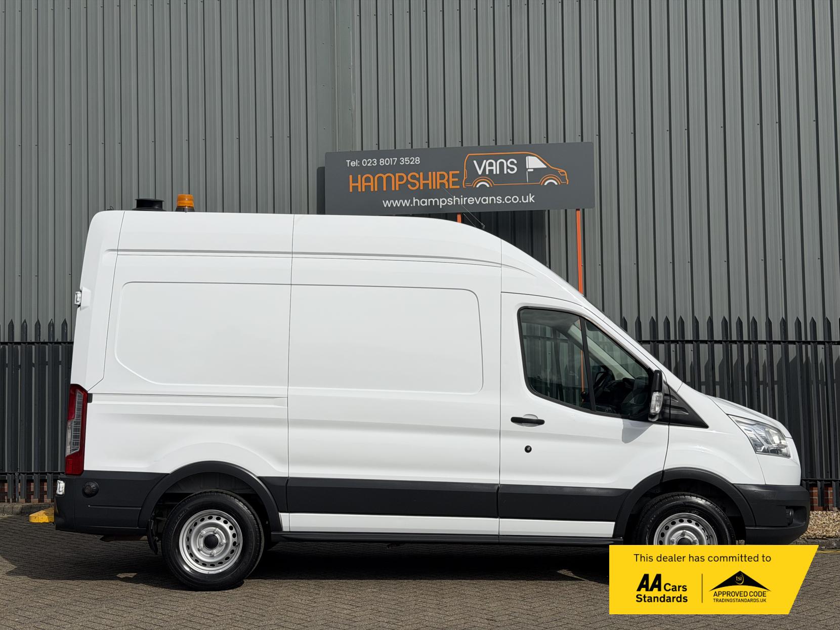 Ford Transit 2.2 TDCi 350 Panel Van 5dr Diesel Manual RWD L2 H3 Euro 5 (155 ps)