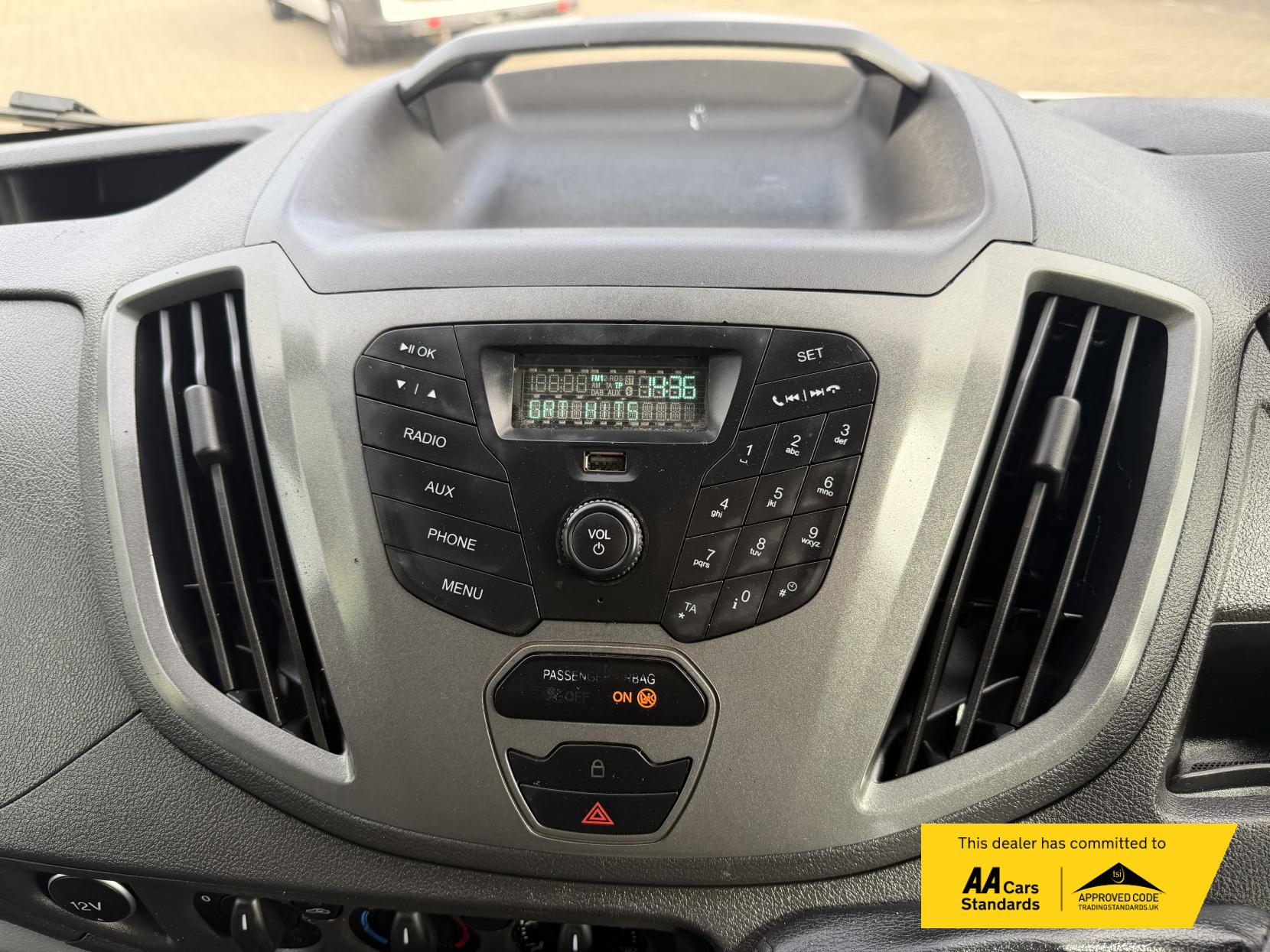 Ford Transit 2.2 TDCi 350 Panel Van 5dr Diesel Manual RWD L2 H3 Euro 5 (155 ps)