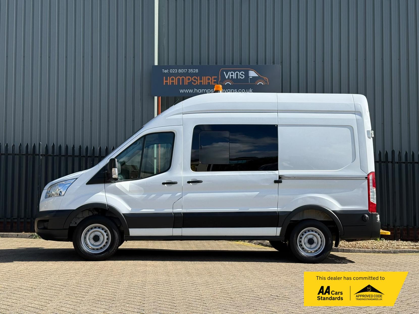 2016 Ford Transit 2.2 TDCi 350 Panel Van 5dr Diesel Manual RWD L2 H3 Euro 5 (155 ps) - Thumbnail 5