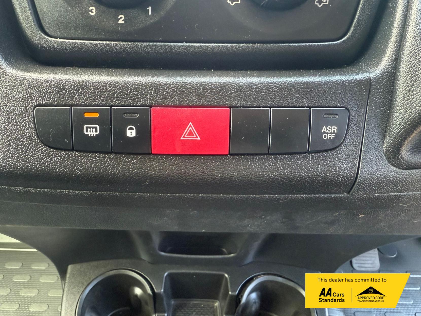 Peugeot Boxer 2.0 BlueHDi 335 Professional Panel Van 5dr Diesel Manual L2 H2 Euro 6 (130 ps)
