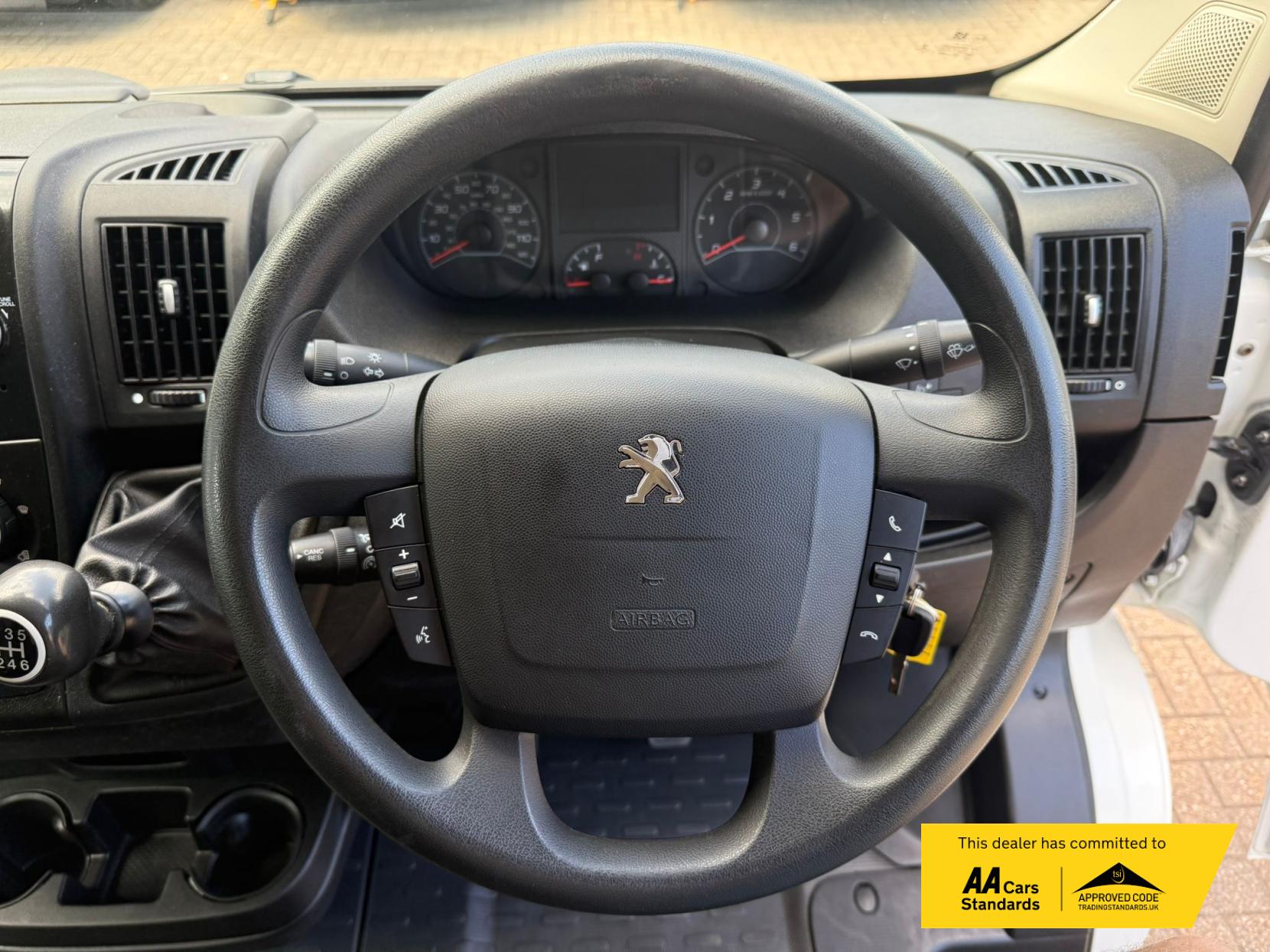 Peugeot Boxer 2.0 BlueHDi 335 Professional Panel Van 5dr Diesel Manual L2 H2 Euro 6 (130 ps)