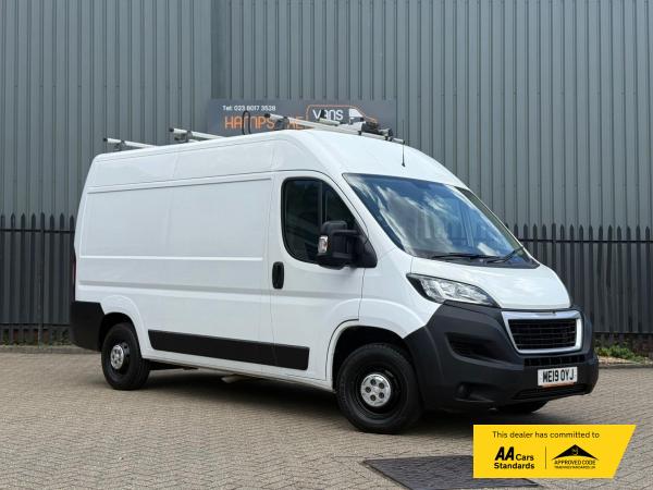 Peugeot Boxer 2.0 BlueHDi 335 Professional Panel Van 5dr Diesel Manual L2 H2 Euro 6 (130 ps)