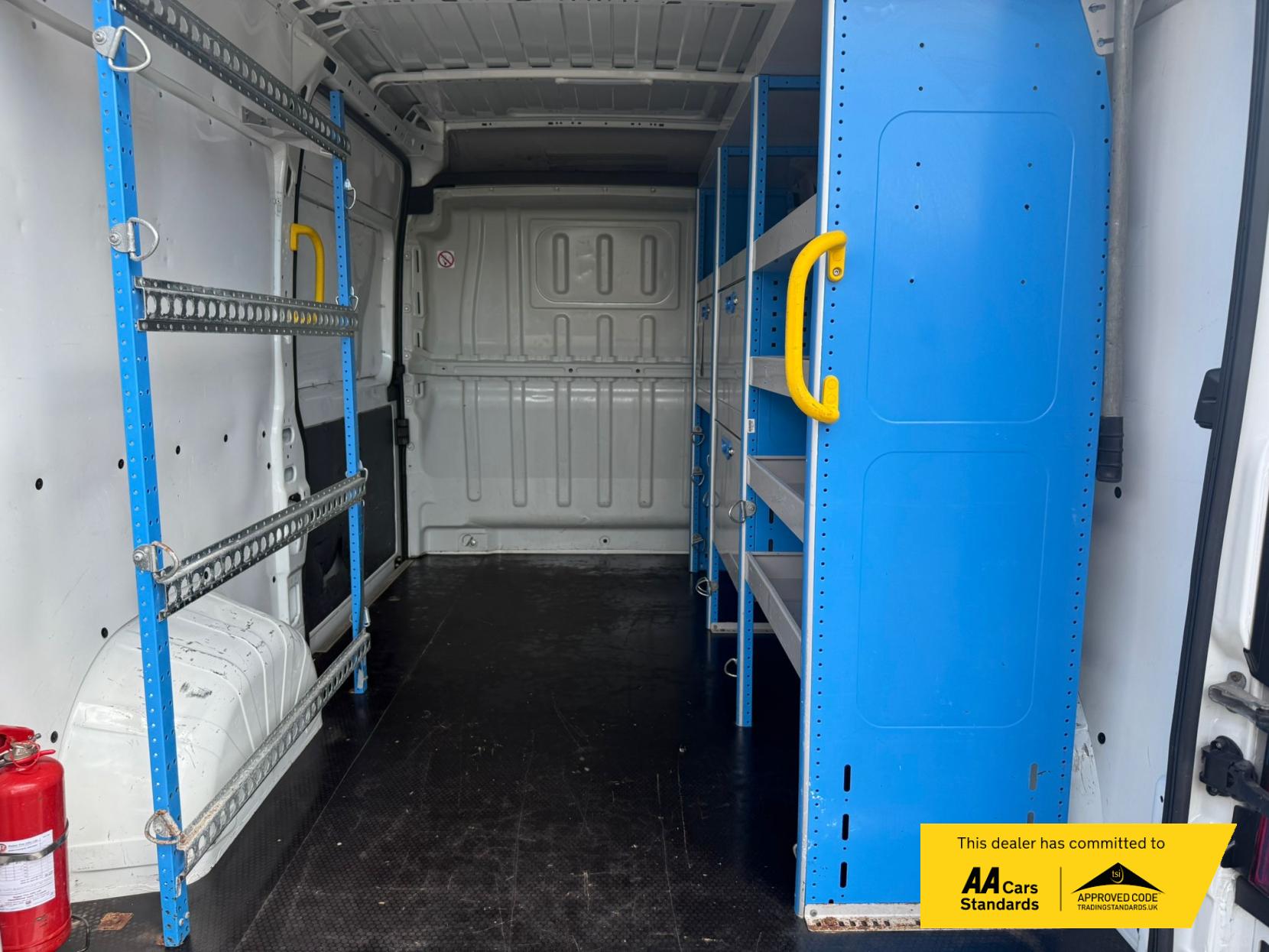 Peugeot Boxer 2.0 BlueHDi 335 Professional Panel Van 5dr Diesel Manual L2 H2 Euro 6 (130 ps)