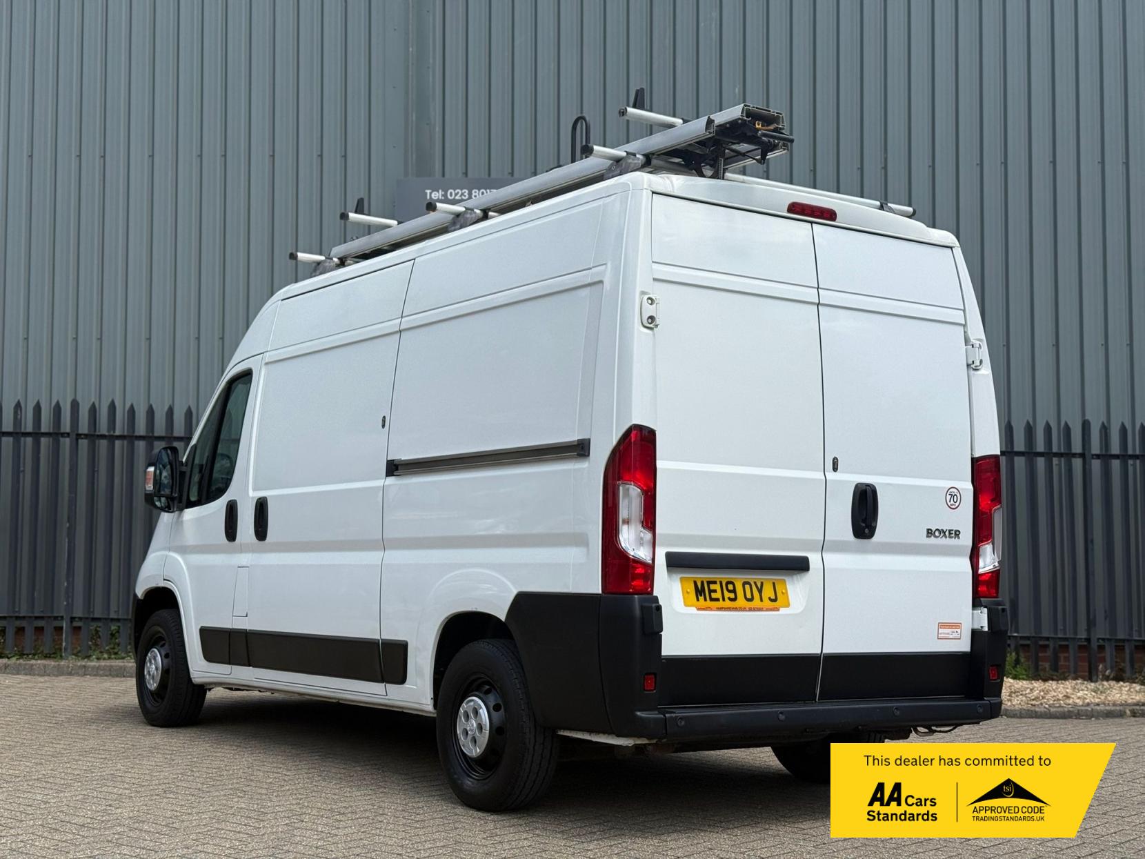 Peugeot Boxer 2.0 BlueHDi 335 Professional Panel Van 5dr Diesel Manual L2 H2 Euro 6 (130 ps)