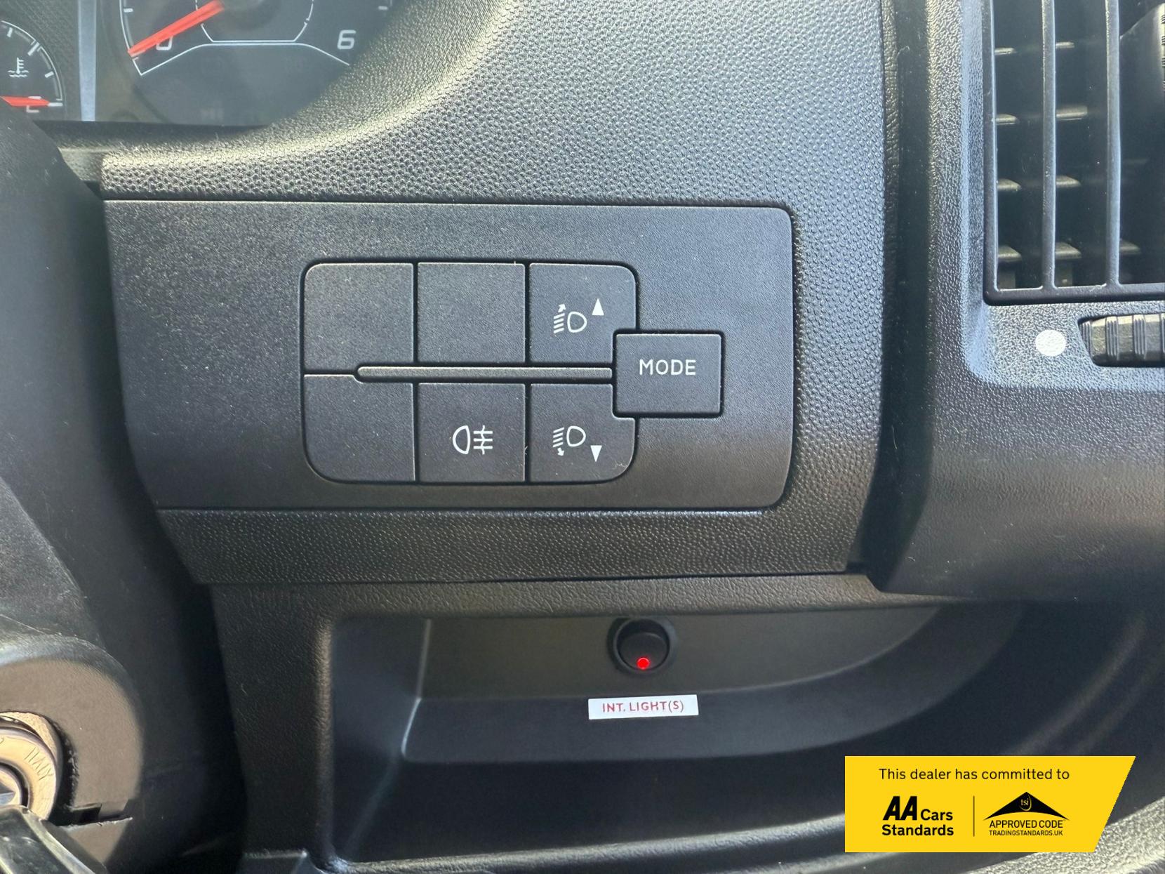 Peugeot Boxer 2.0 BlueHDi 335 Professional Panel Van 5dr Diesel Manual L2 H2 Euro 6 (130 ps)