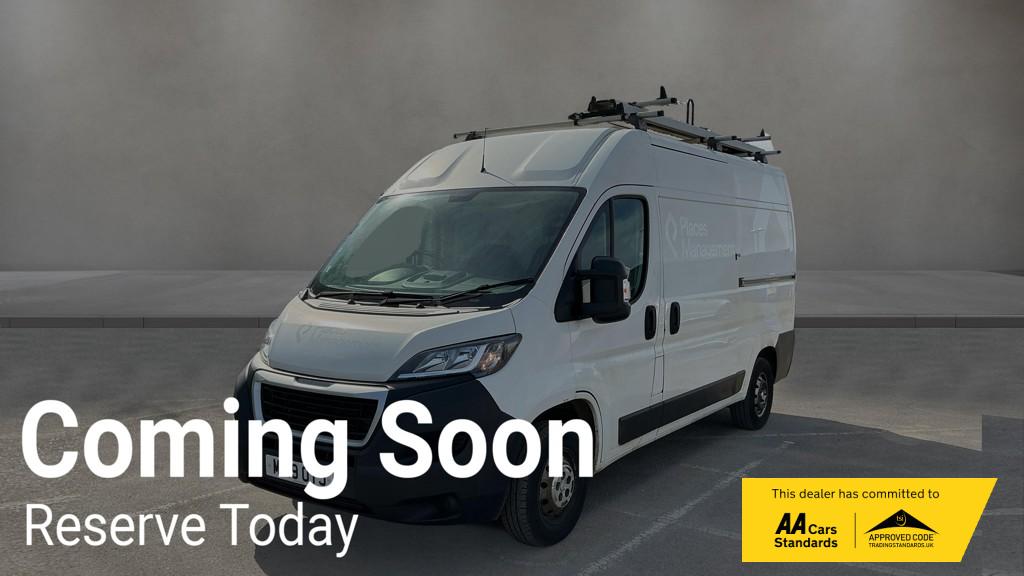 Peugeot Boxer 2.0 BlueHDi 335 Professional Panel Van 5dr Diesel Manual L2 H2 Euro 6 (130 ps)