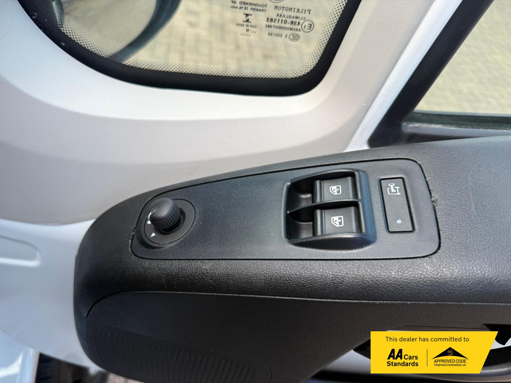 Peugeot Boxer 2.0 BlueHDi 335 Professional Panel Van 5dr Diesel Manual L2 H2 Euro 6 (130 ps)